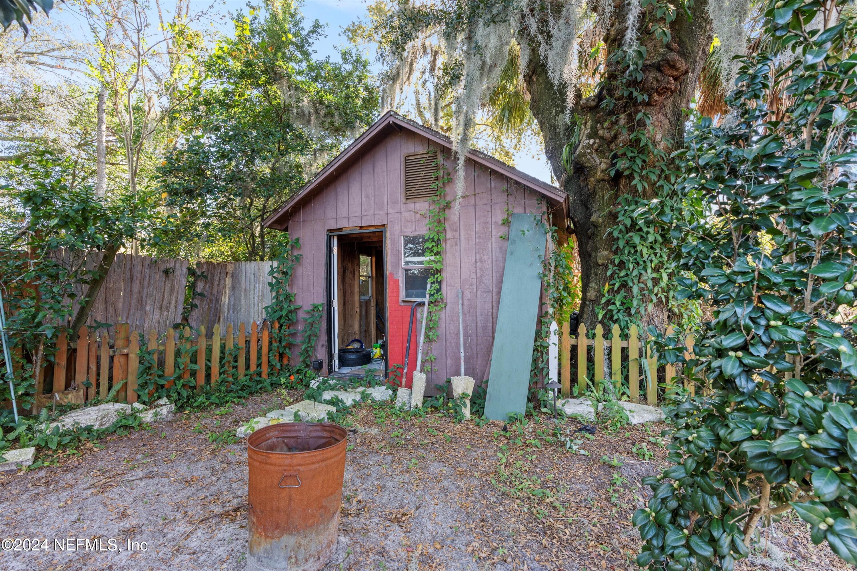 7210 WHITE BIRCH Drive