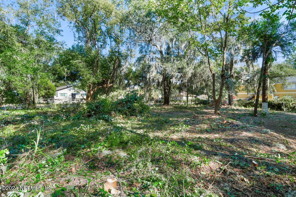 7148 WAKEFIELD Avenue