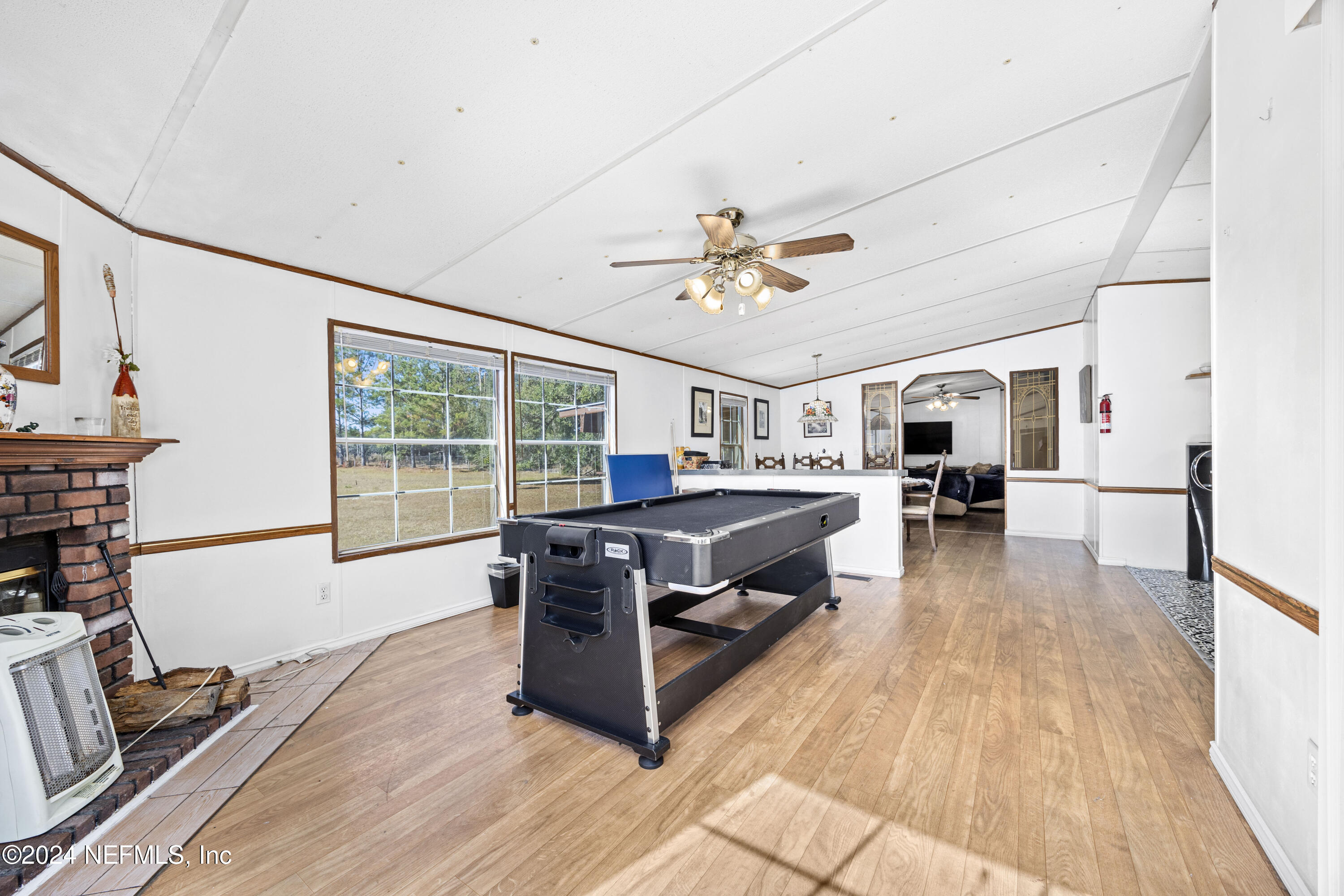 489 SW MURDOCK Court