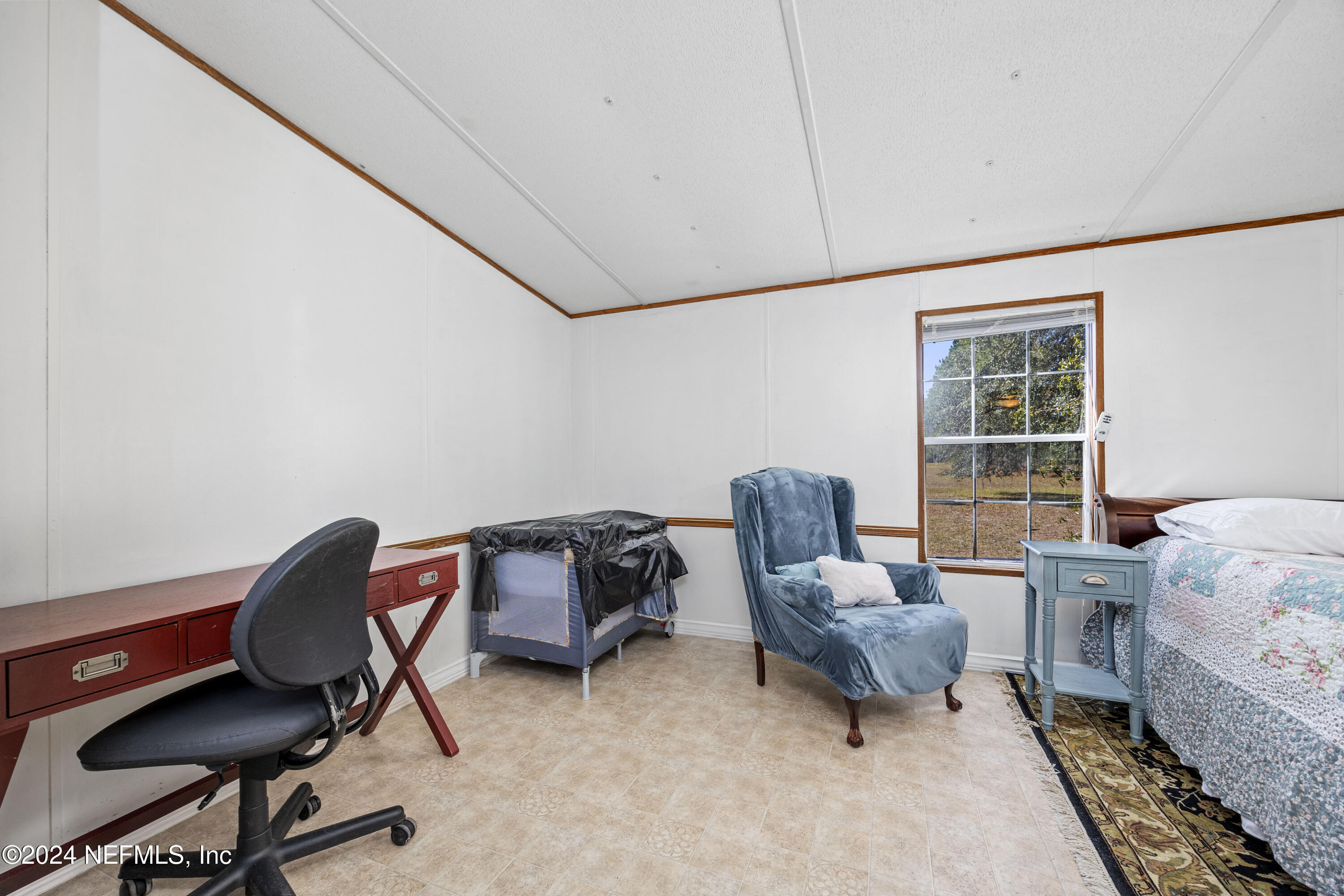 489 SW MURDOCK Court