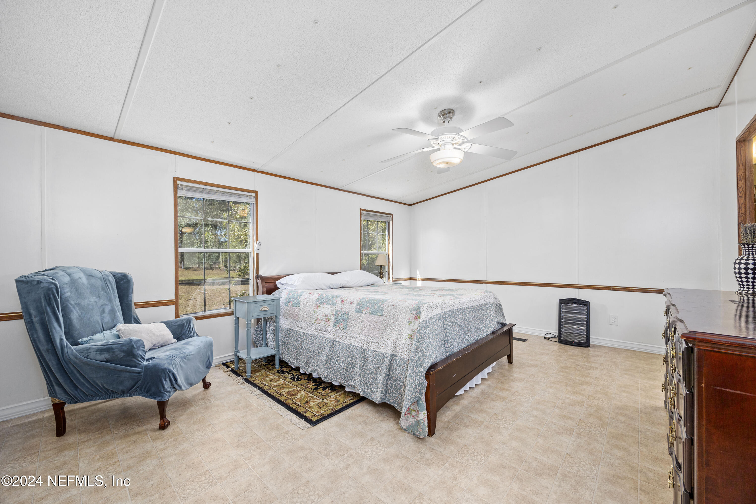 489 SW MURDOCK Court