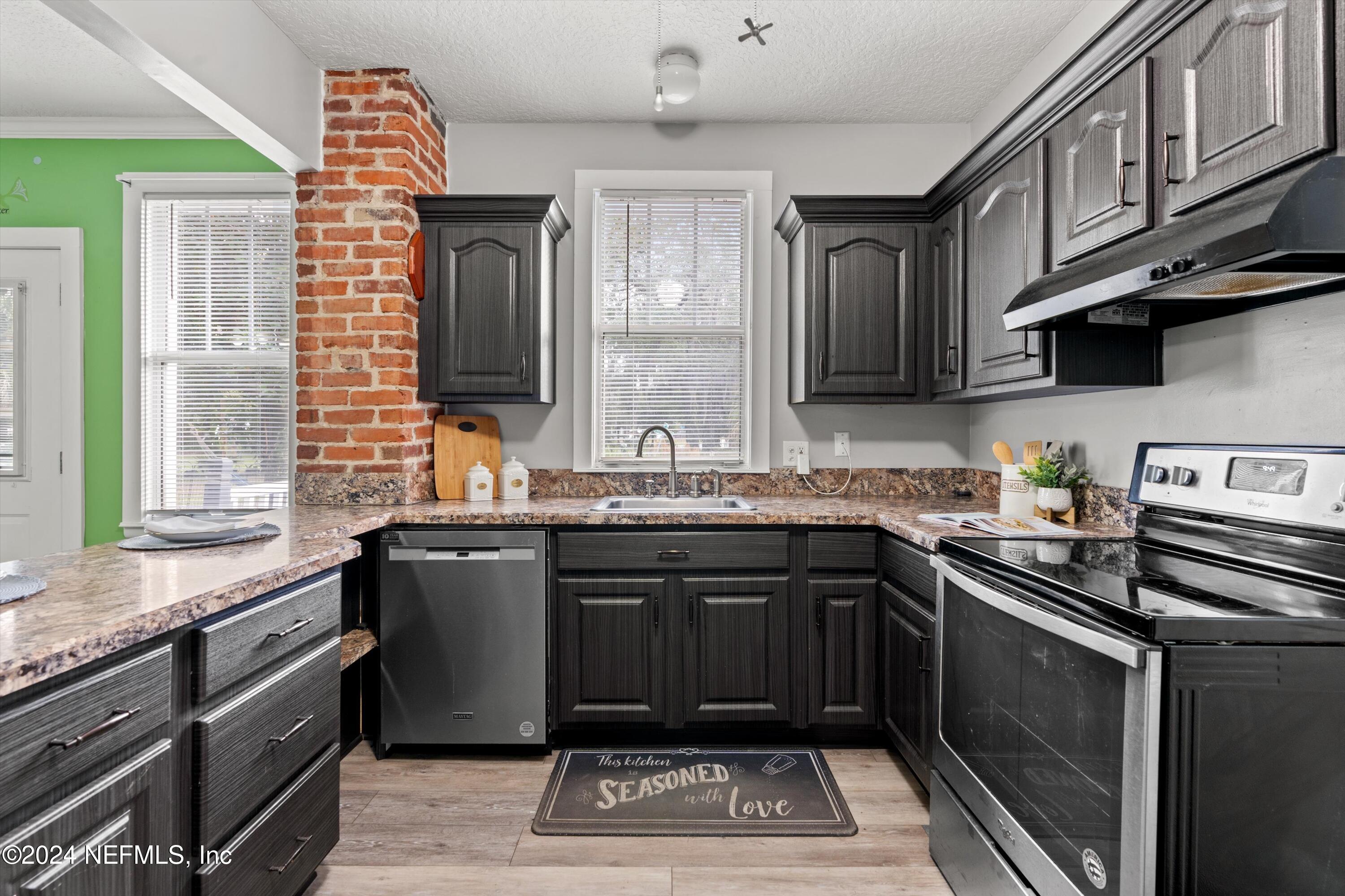 474 E 46TH Street