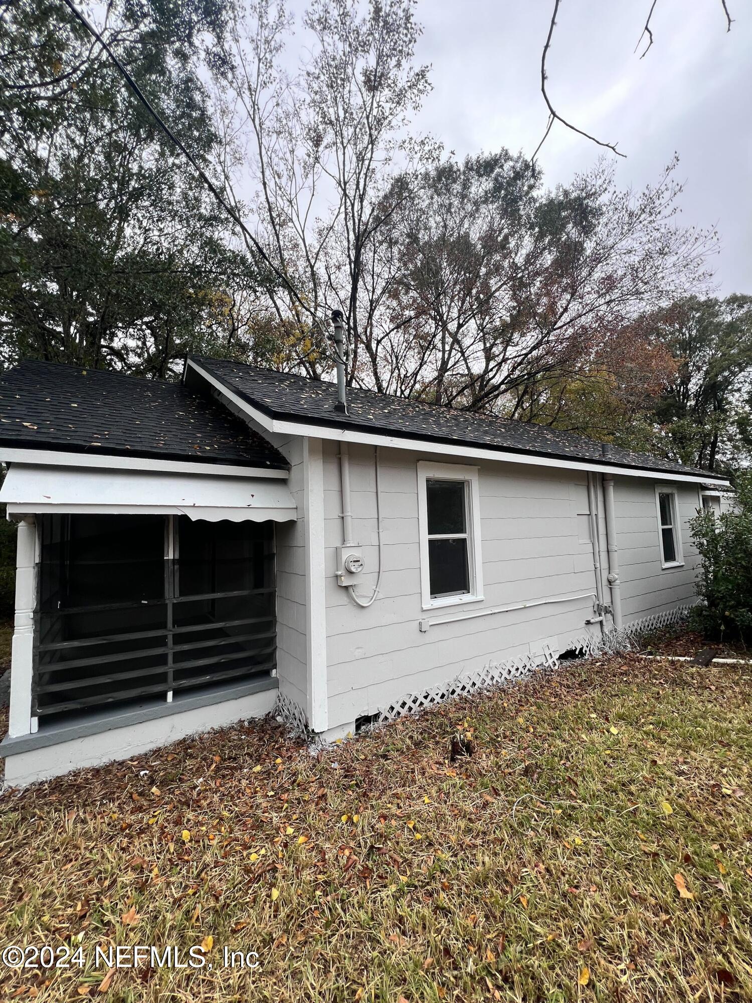 3251 BROADWAY Avenue