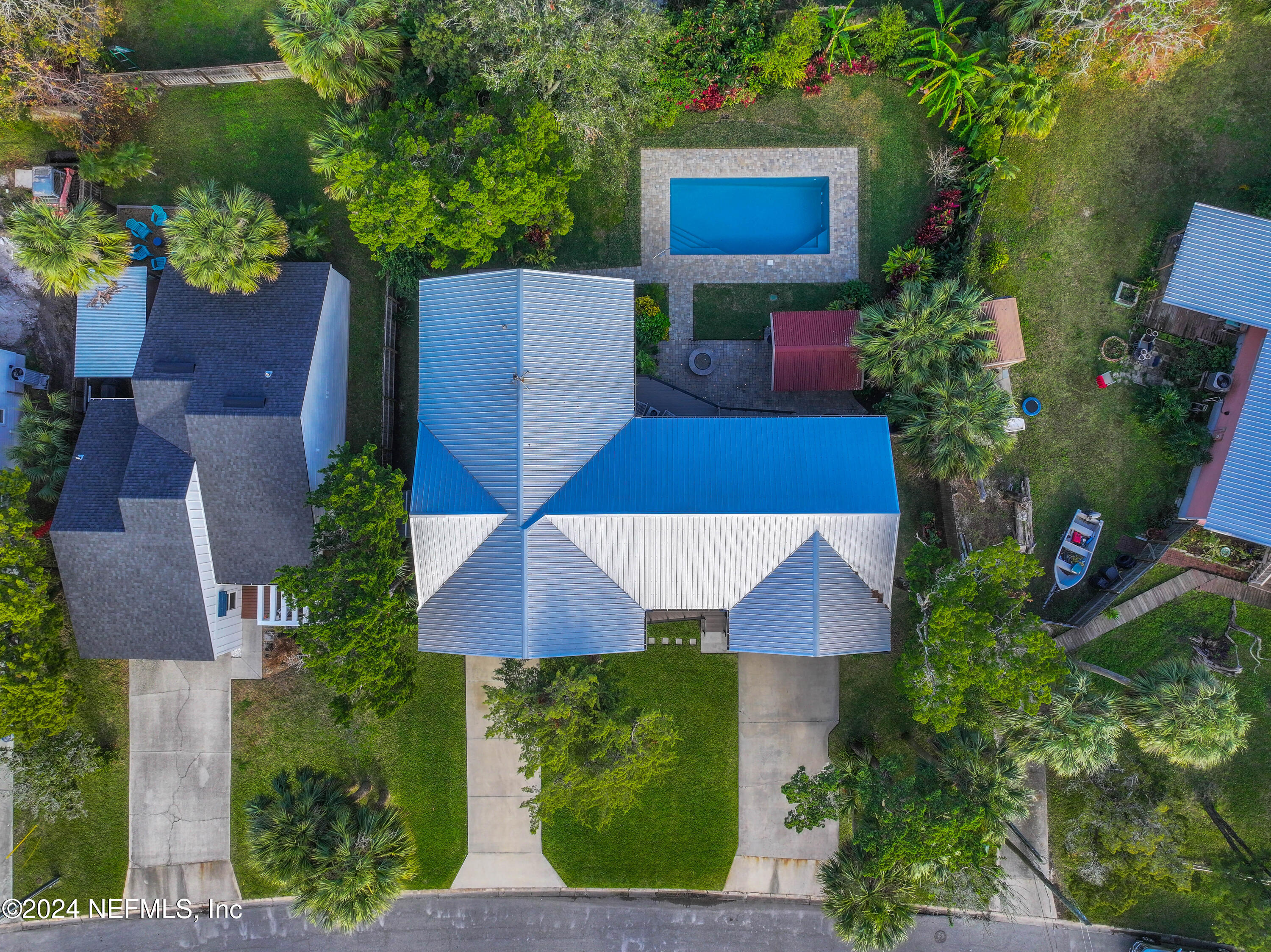 430 ARRICOLA Avenue