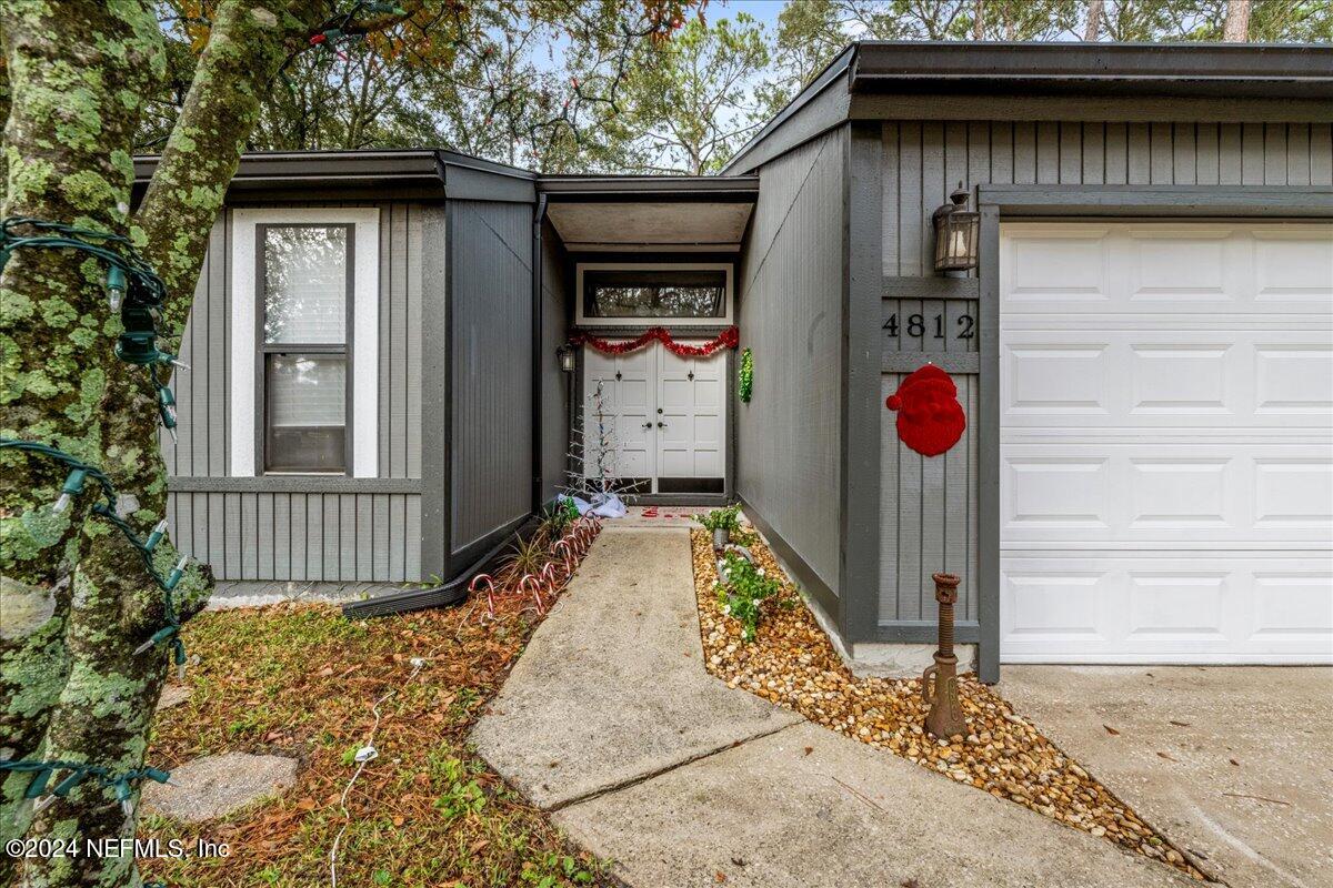 4812 WETHERSFIELD Place W
