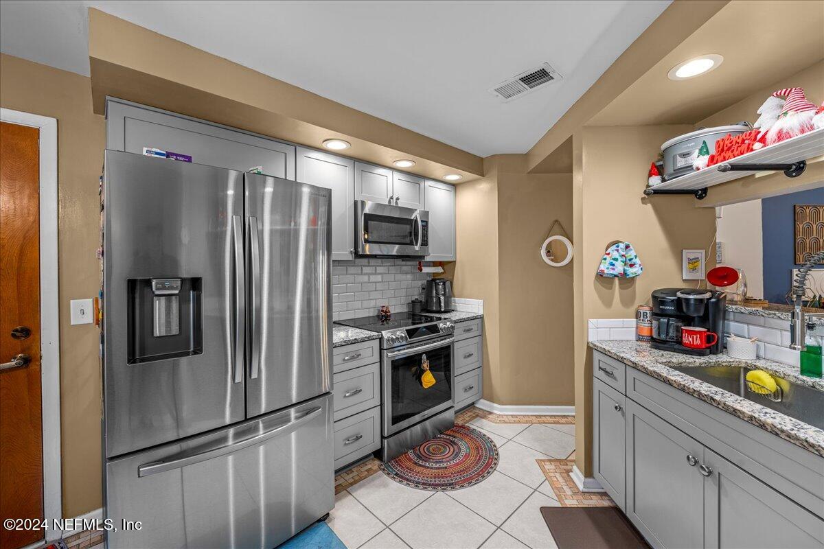 4812 WETHERSFIELD Place W