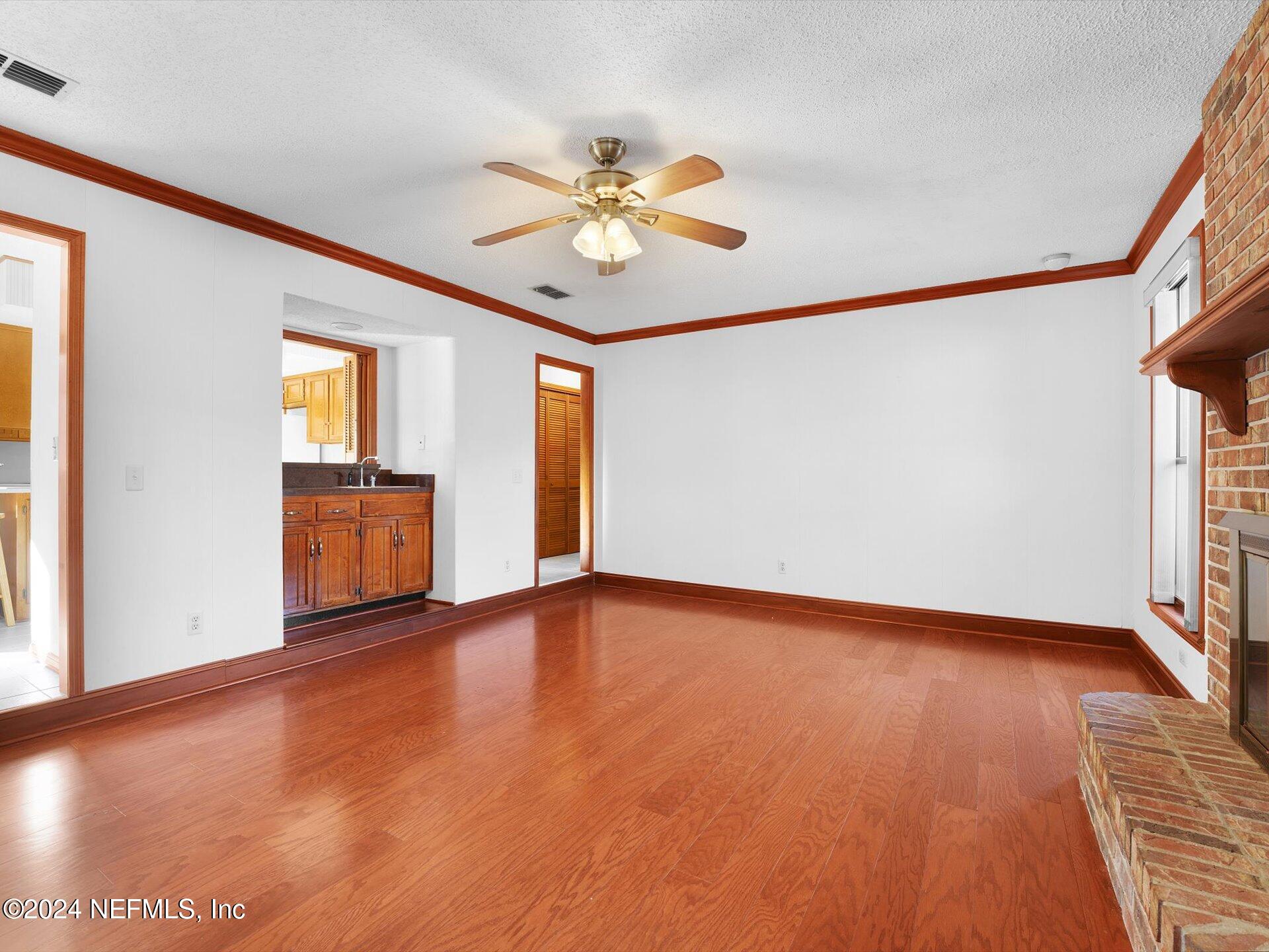 3165 OLD PORT Circle E