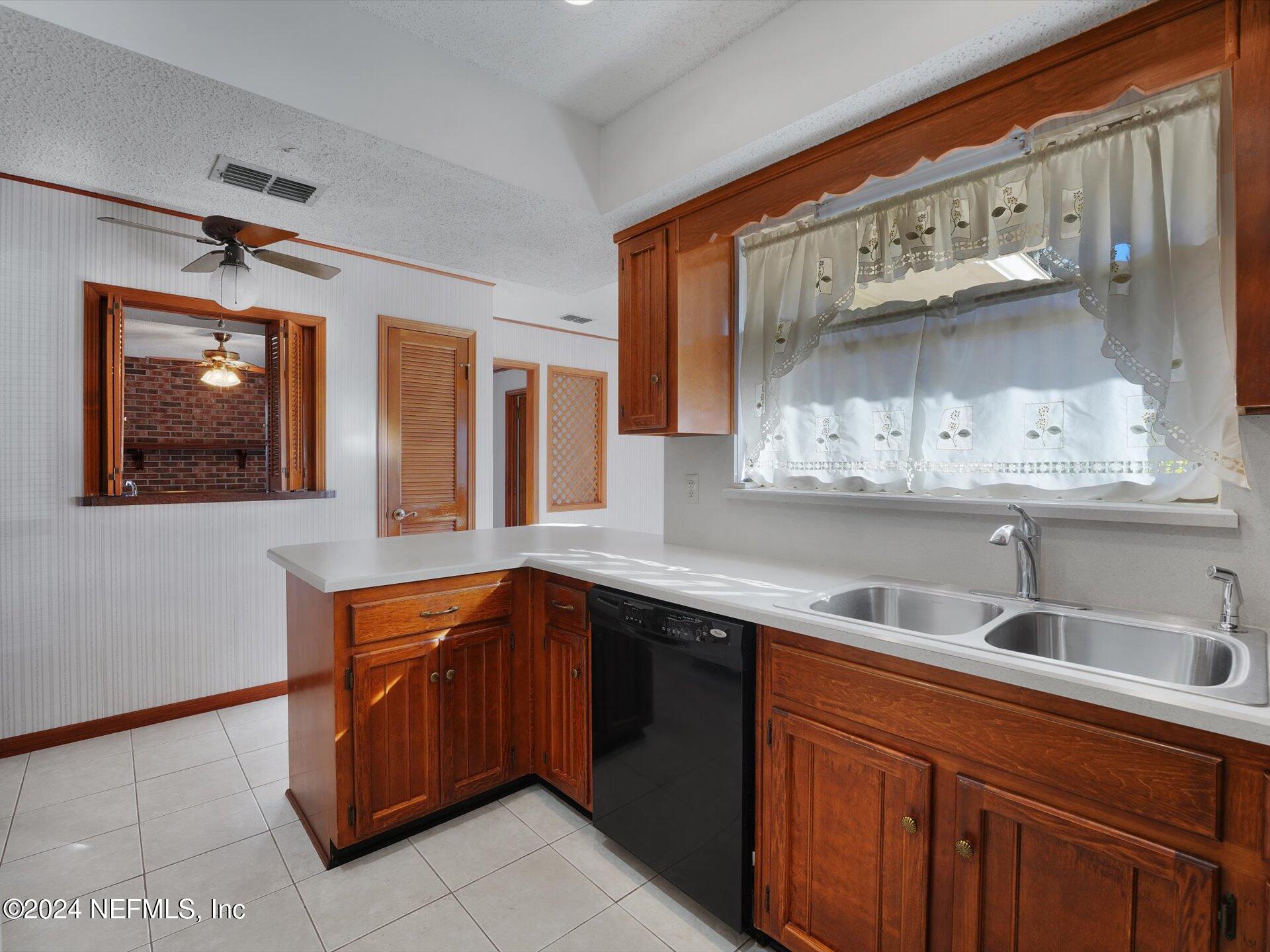 3165 OLD PORT Circle E