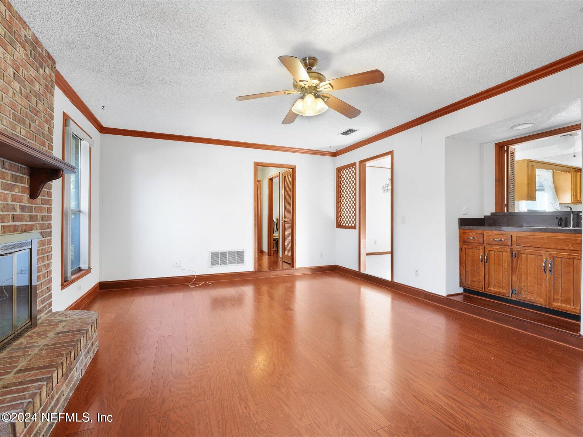 3165 OLD PORT Circle E