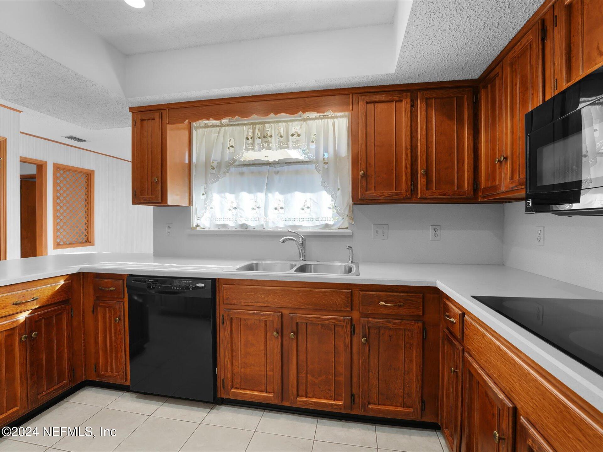 3165 OLD PORT Circle E