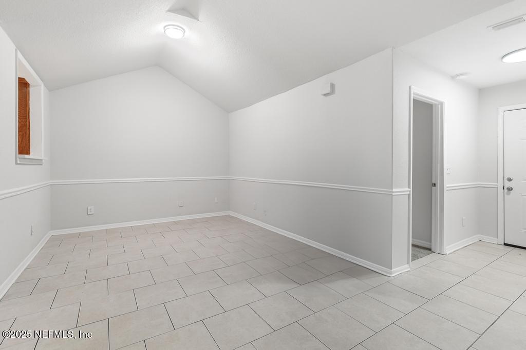 5529 BENNINGTON Drive