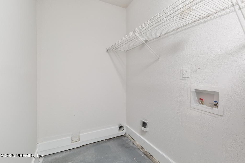 5529 BENNINGTON Drive