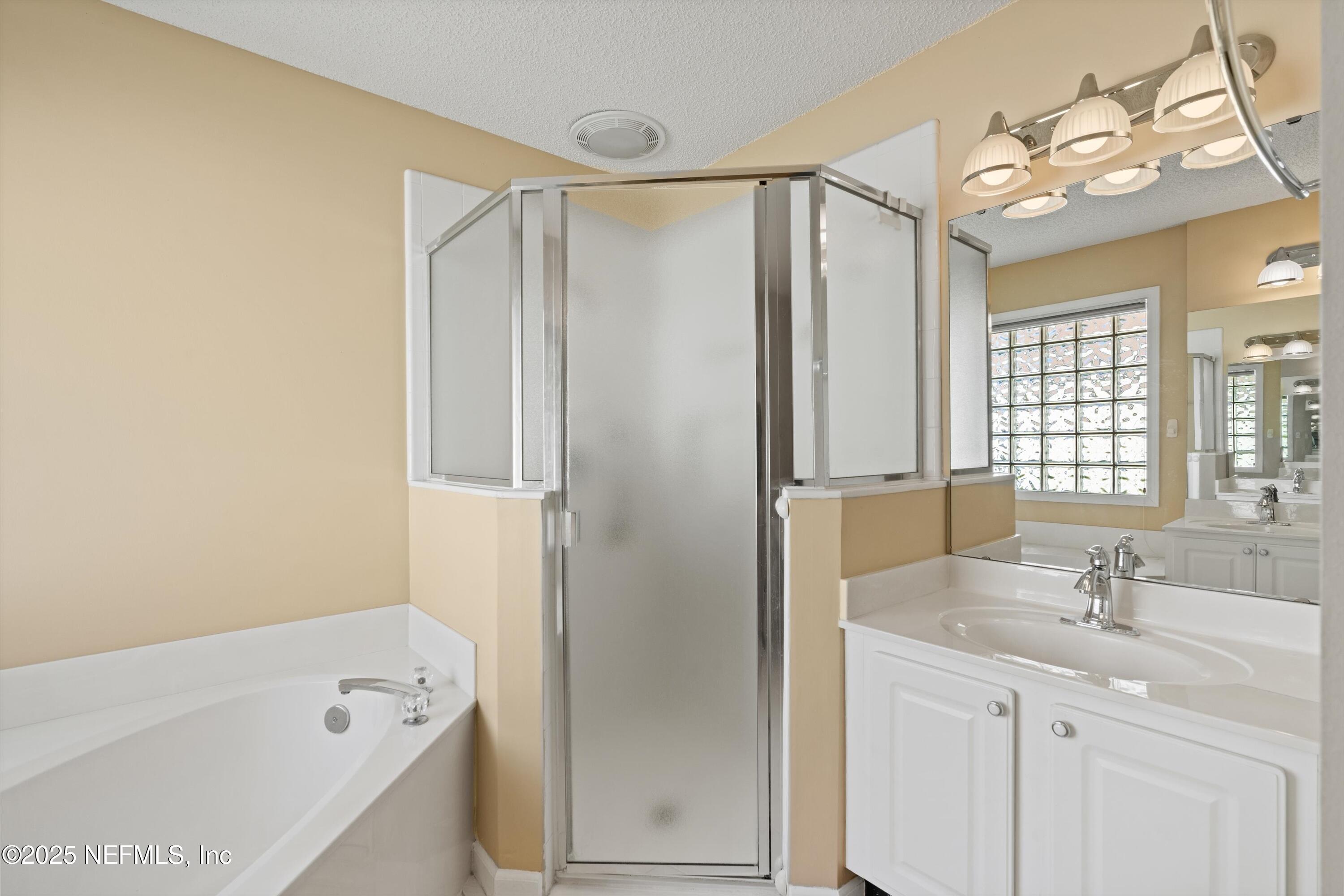 8932 TIMBERJACK Lane