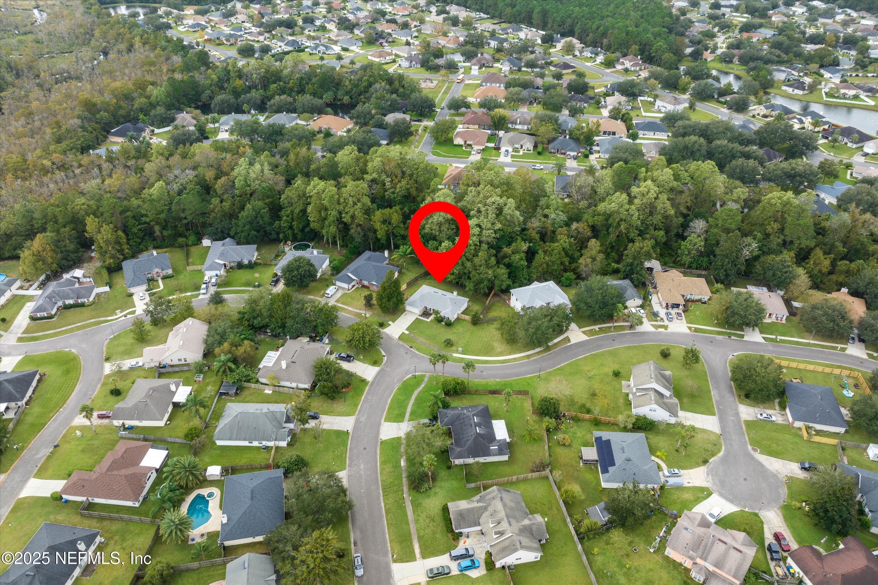 1390 LINDSEY CROSSING Drive