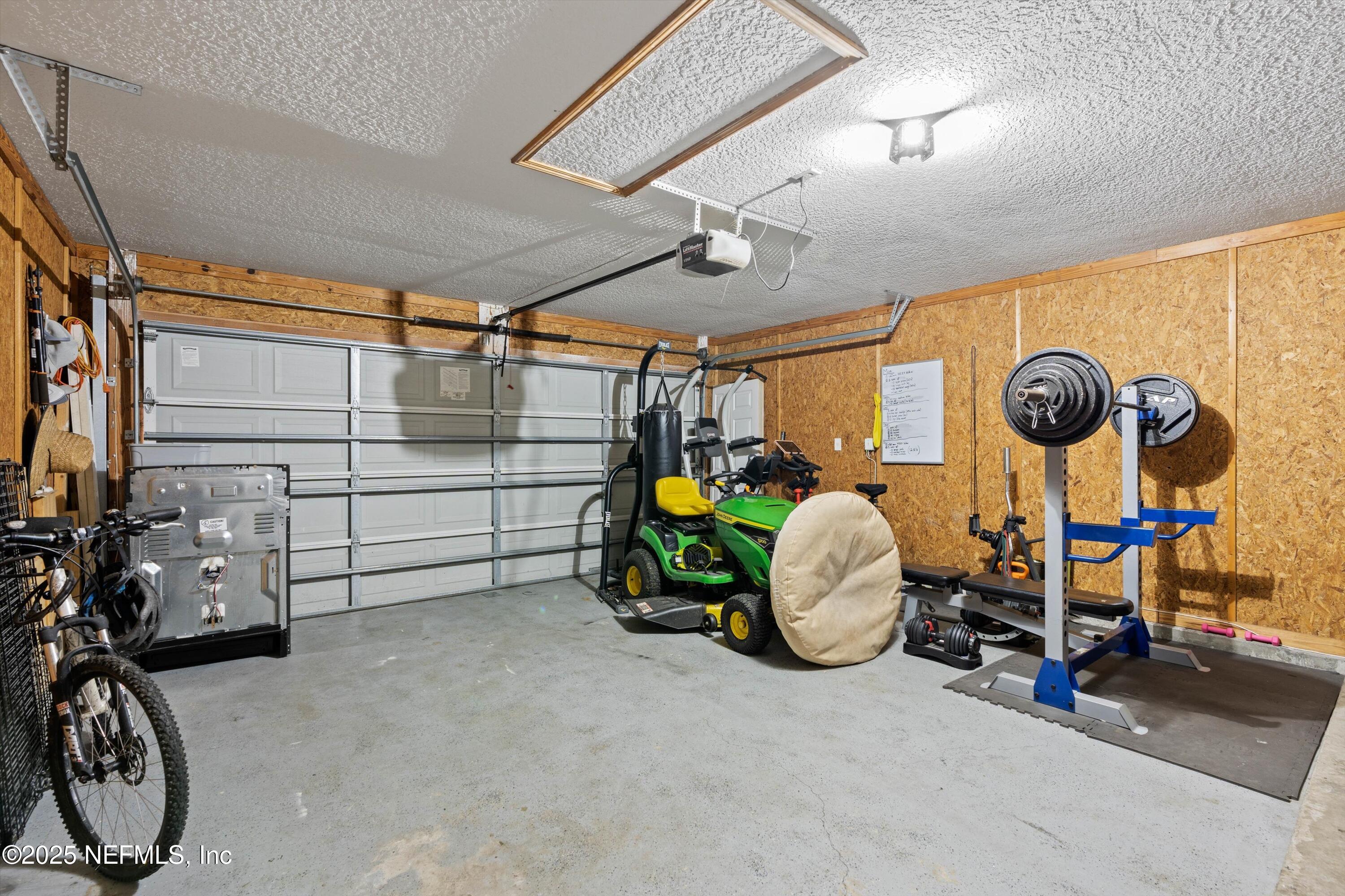 1390 LINDSEY CROSSING Drive