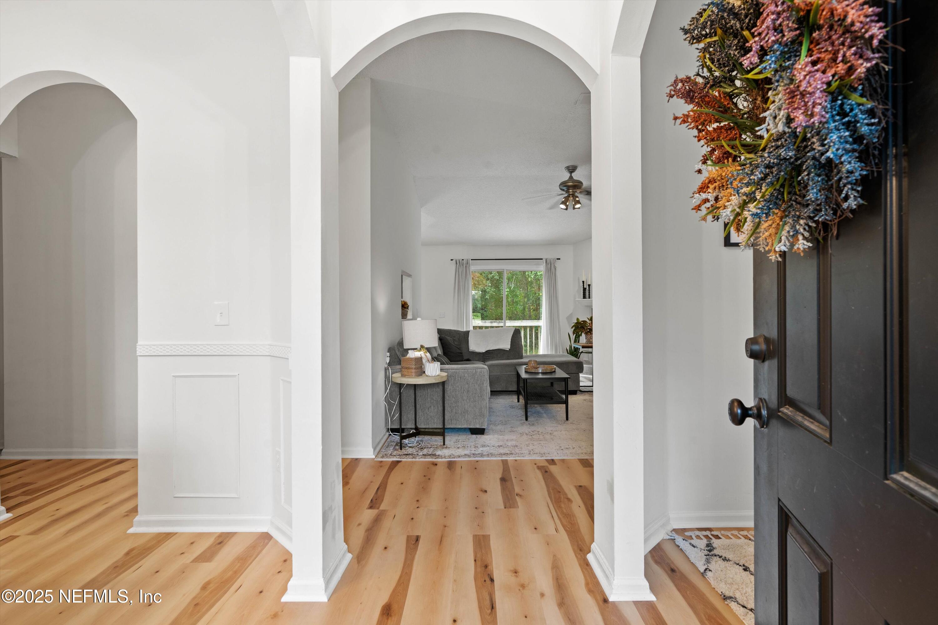 1390 LINDSEY CROSSING Drive