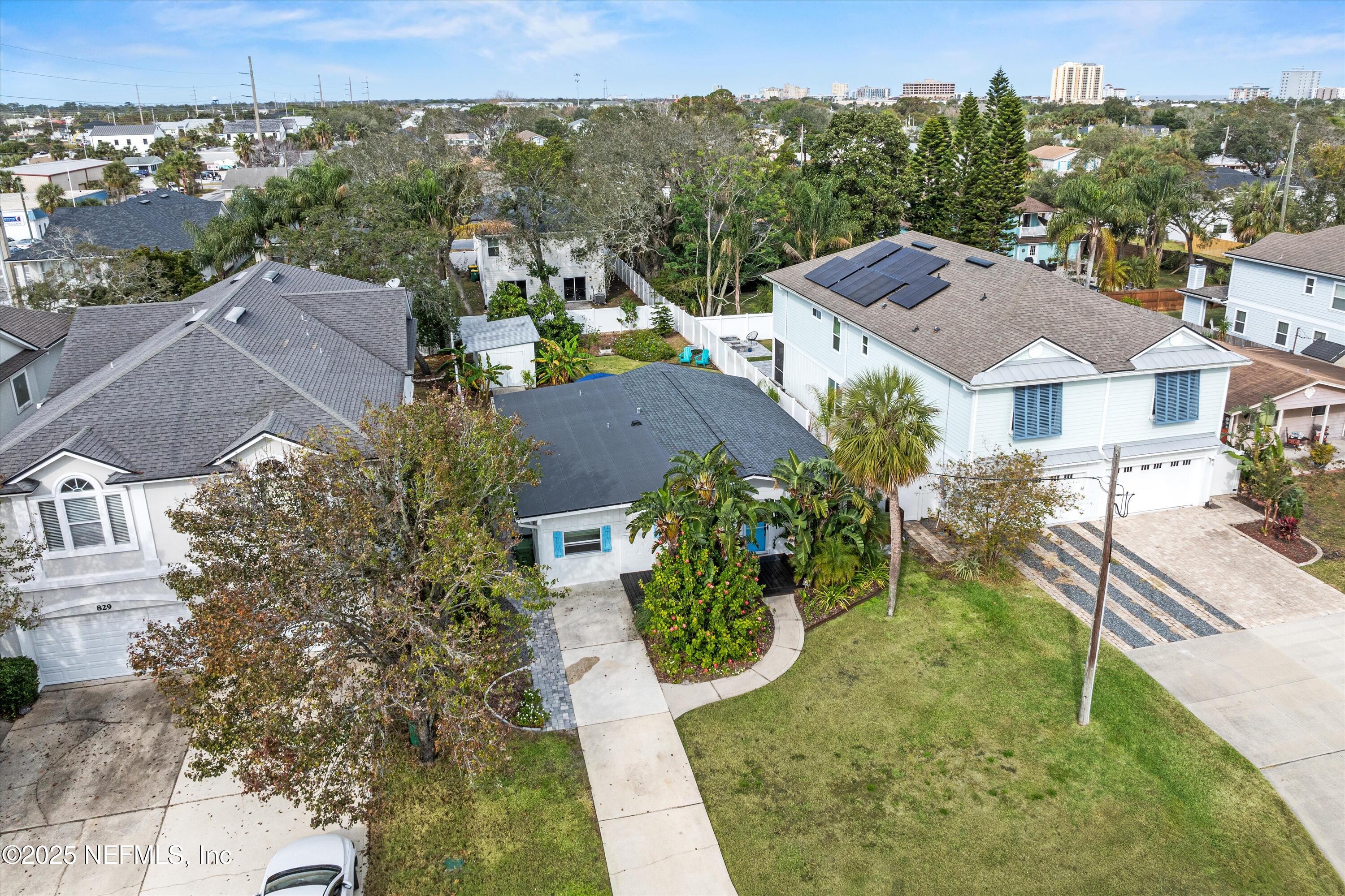 823-A 10TH Avenue S