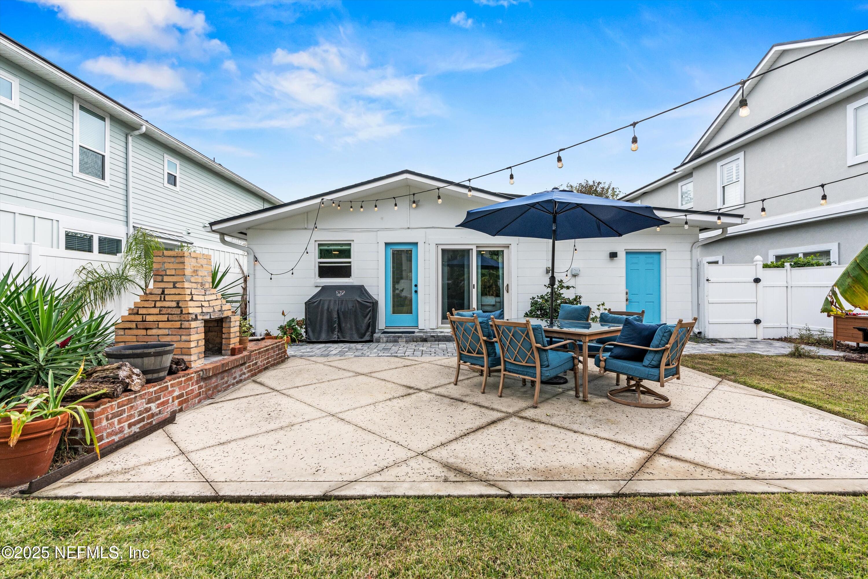 823-A 10TH Avenue S