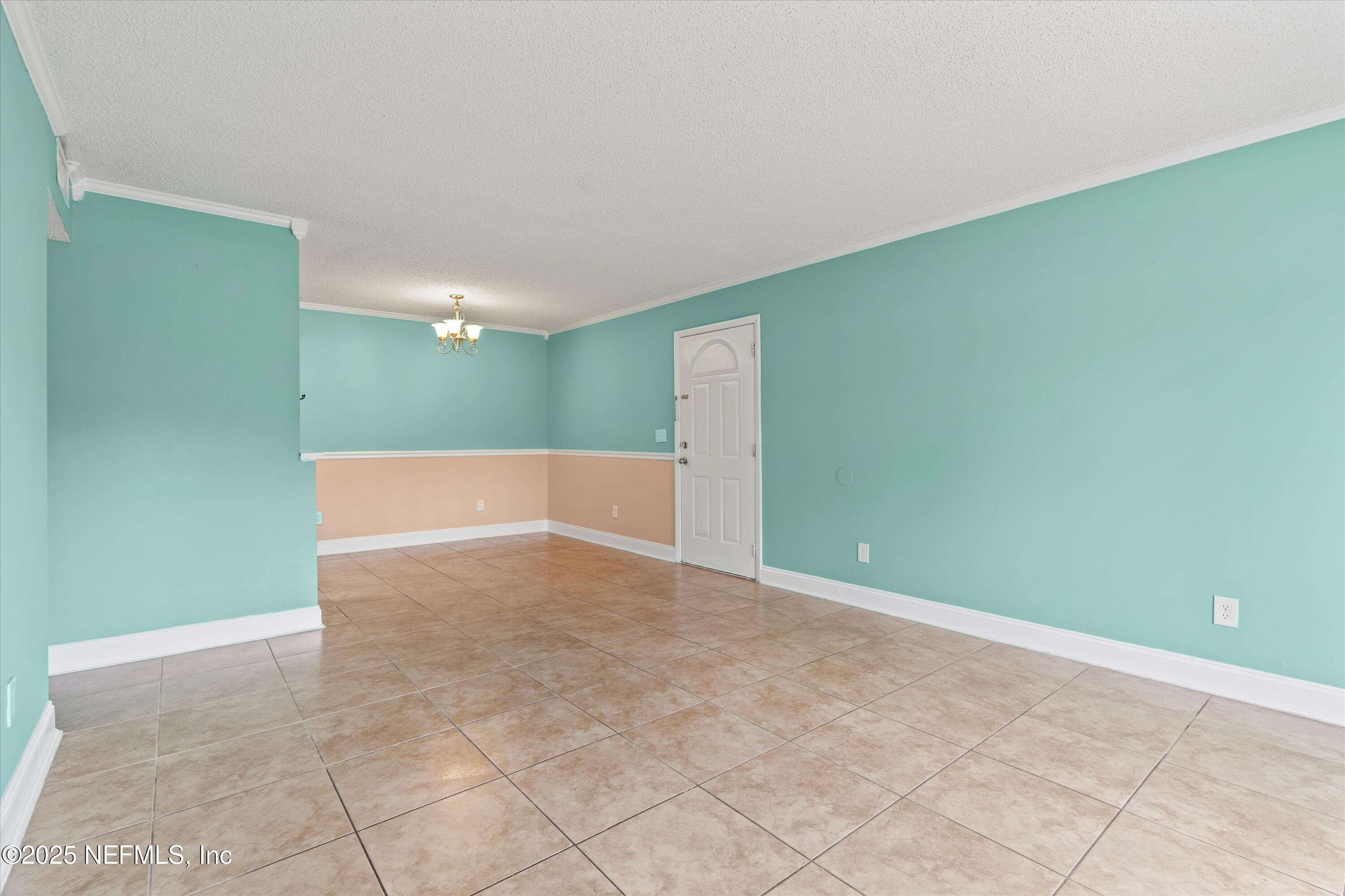 3737 LORETTO Road, 701