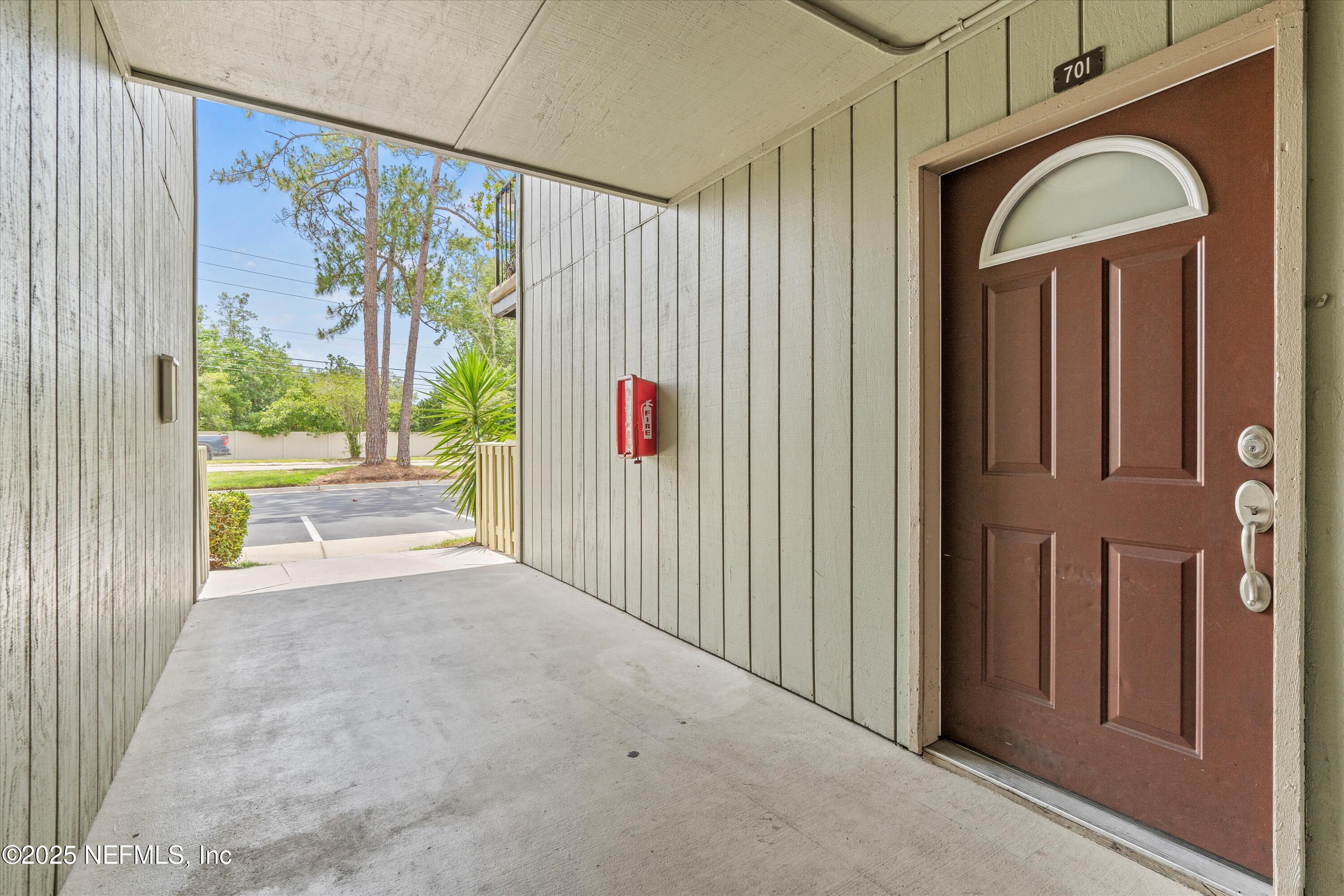 3737 LORETTO Road, 701