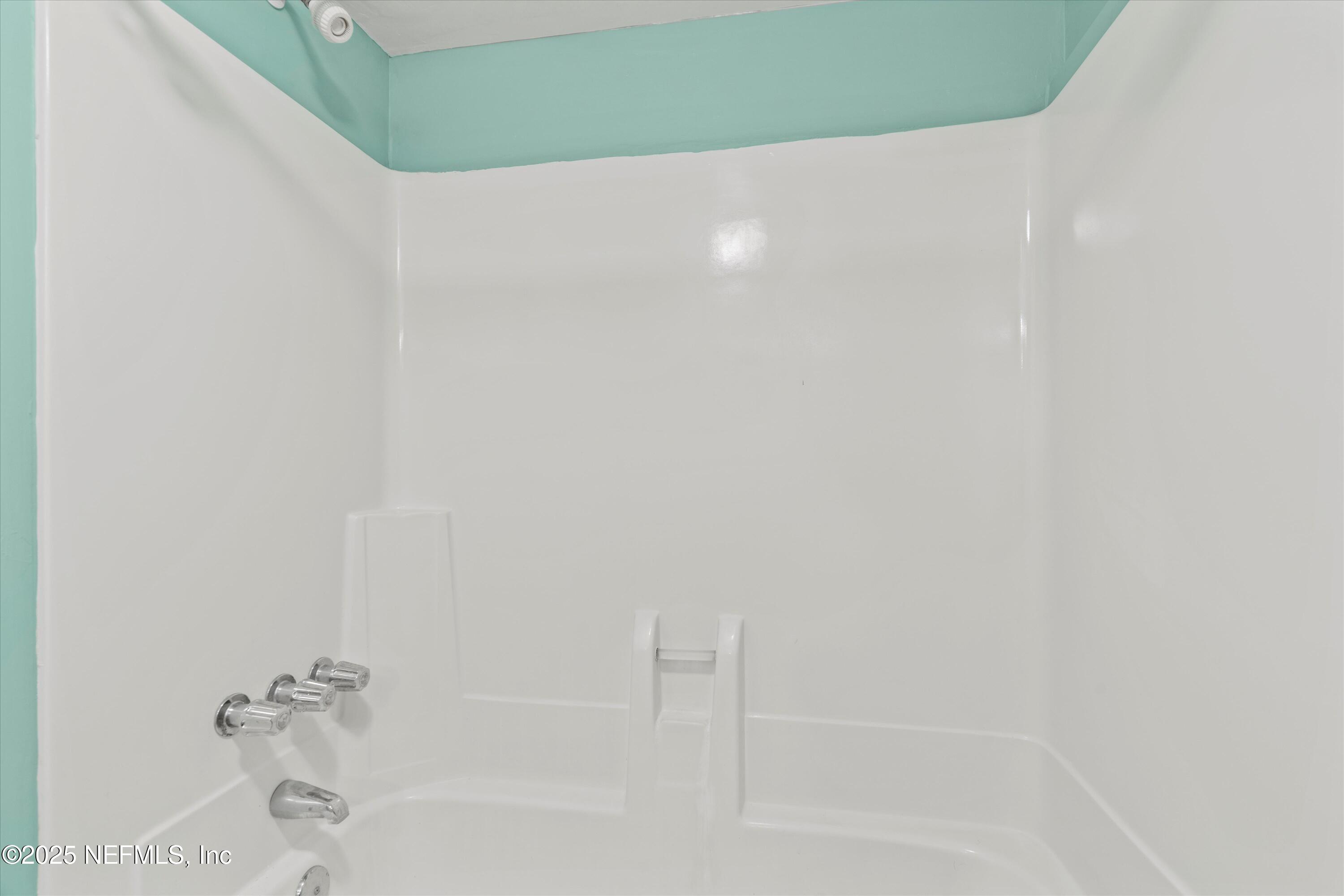 3737 LORETTO Road, 701