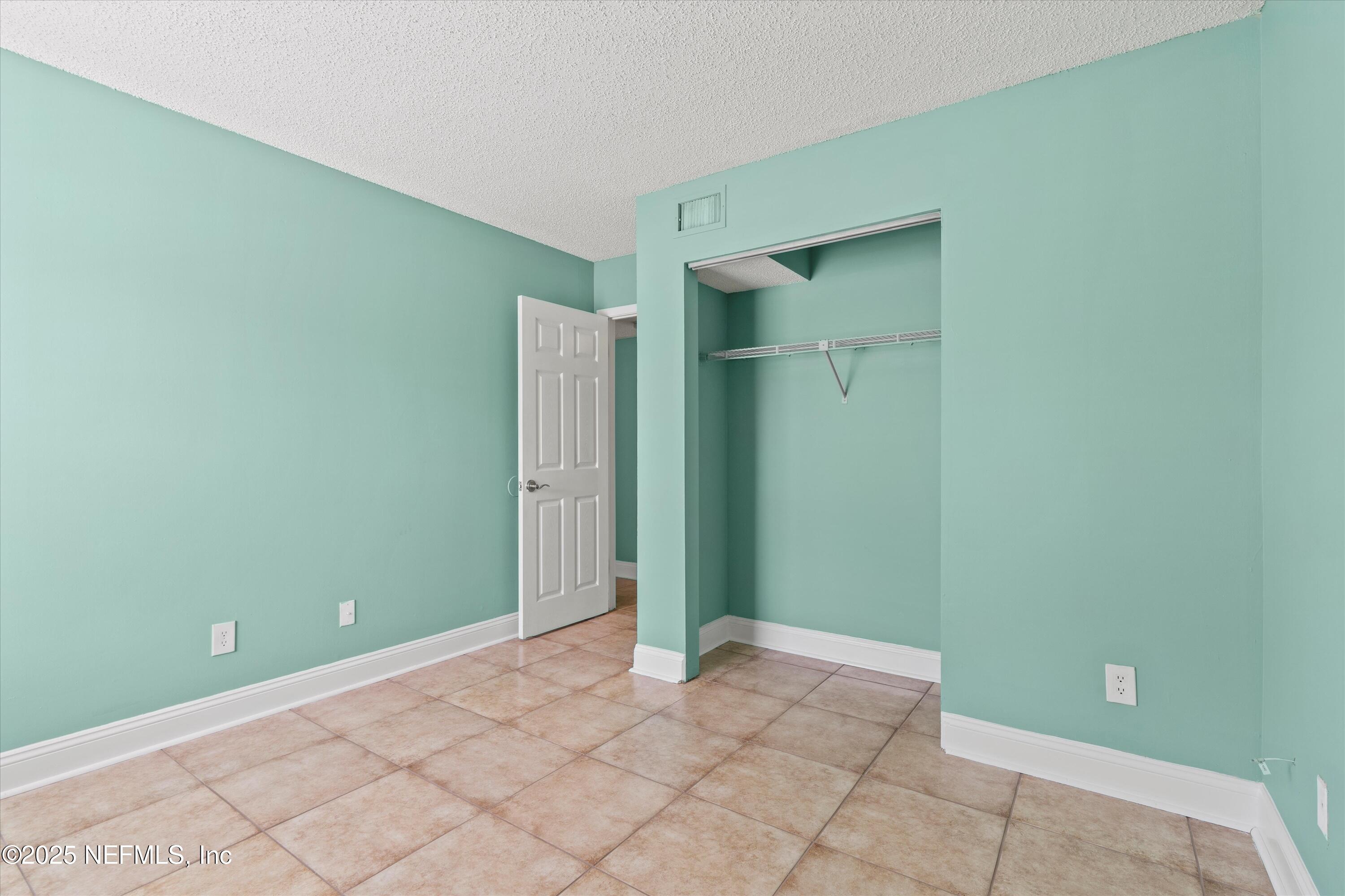 3737 LORETTO Road, 701