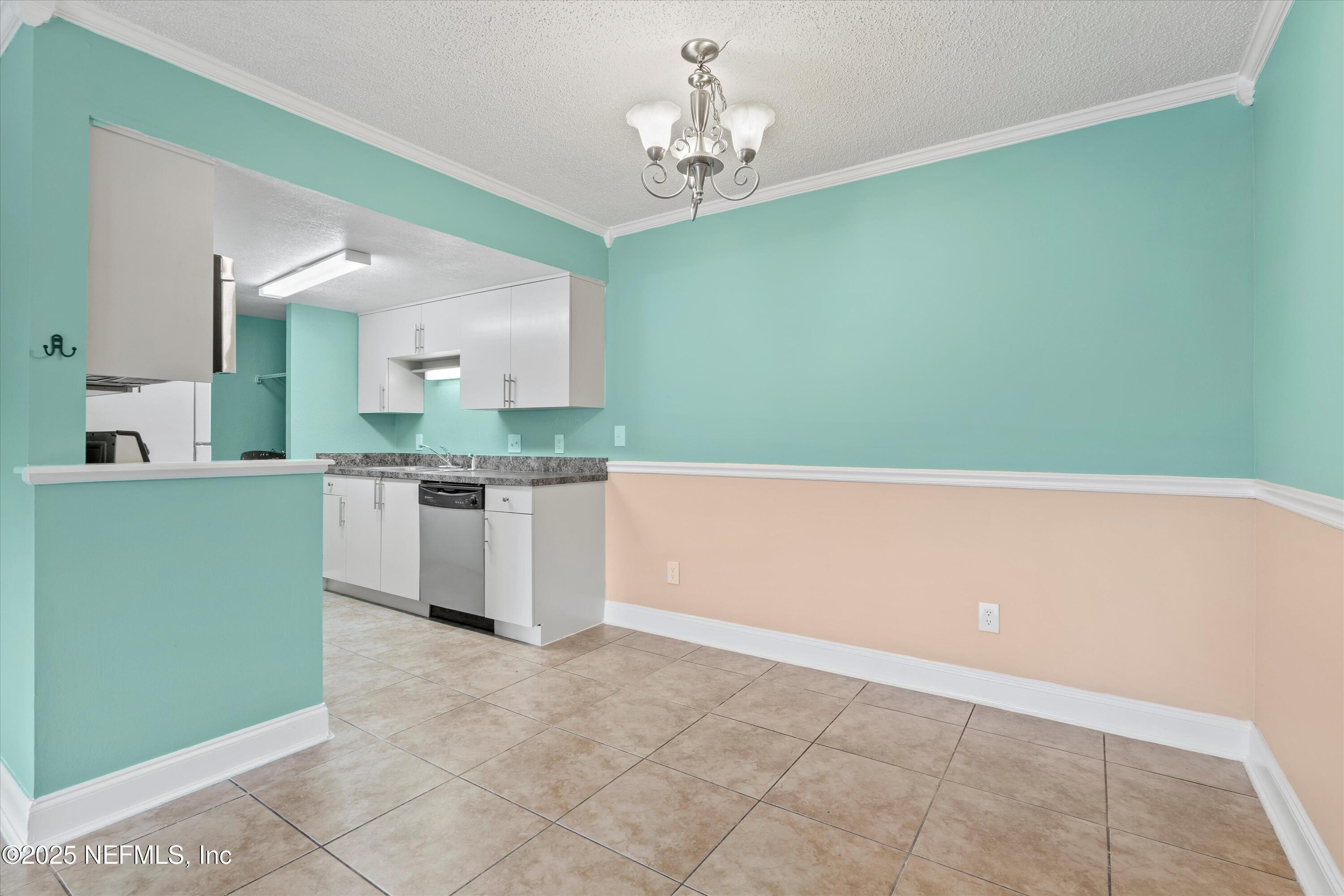 3737 LORETTO Road, 701