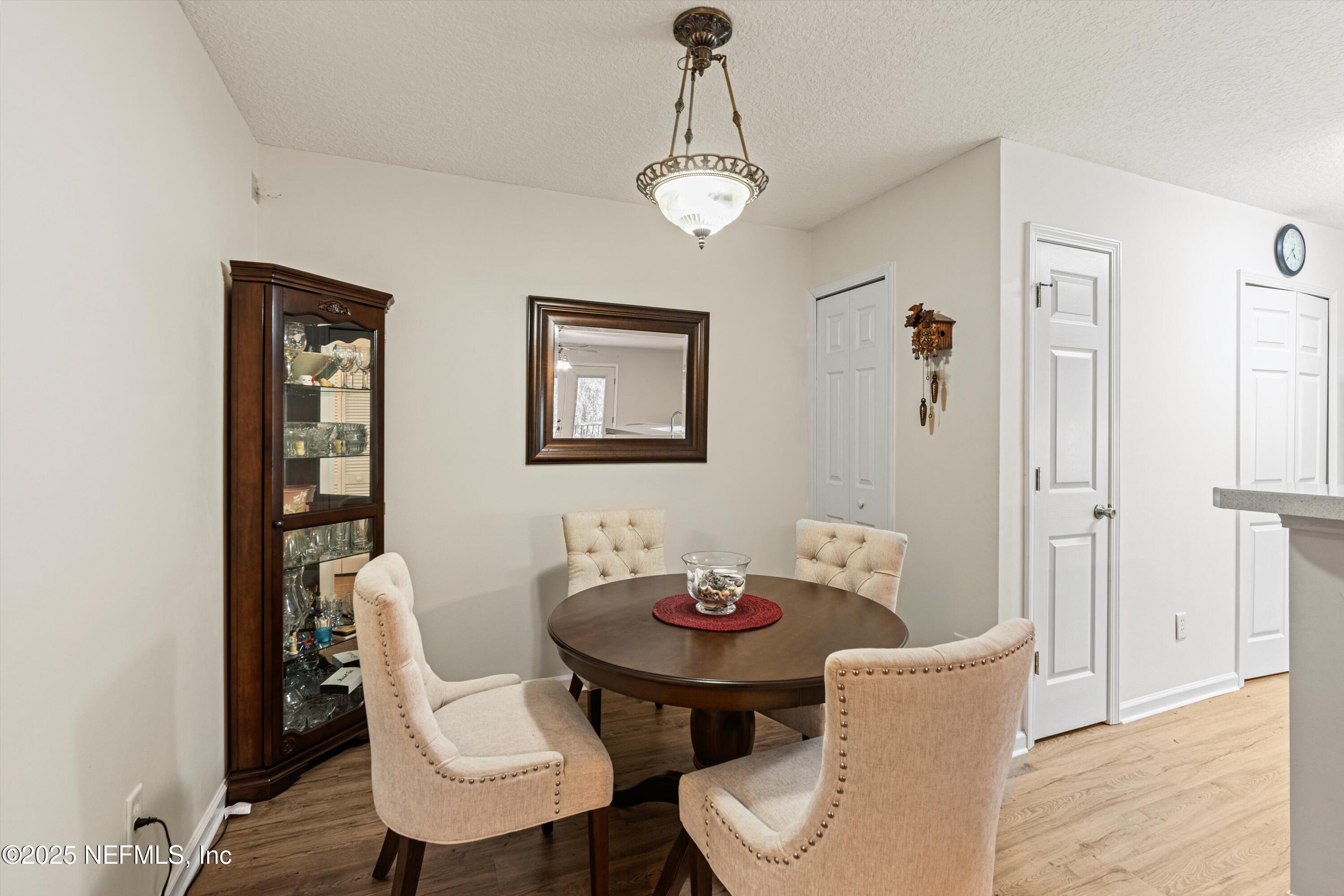 13715 RICHMOND PARK Drive N, 1201