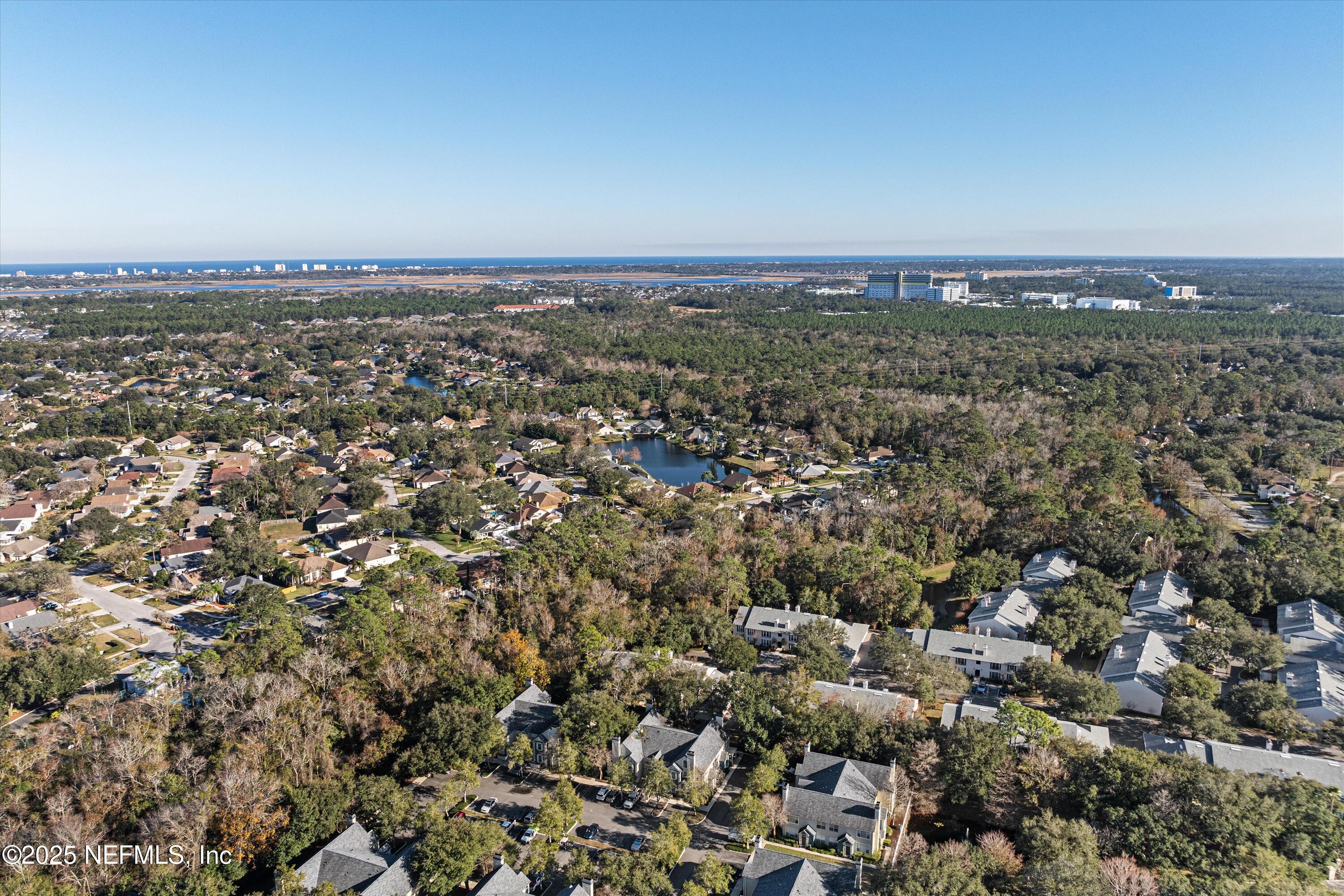 13715 RICHMOND PARK Drive N, 1201