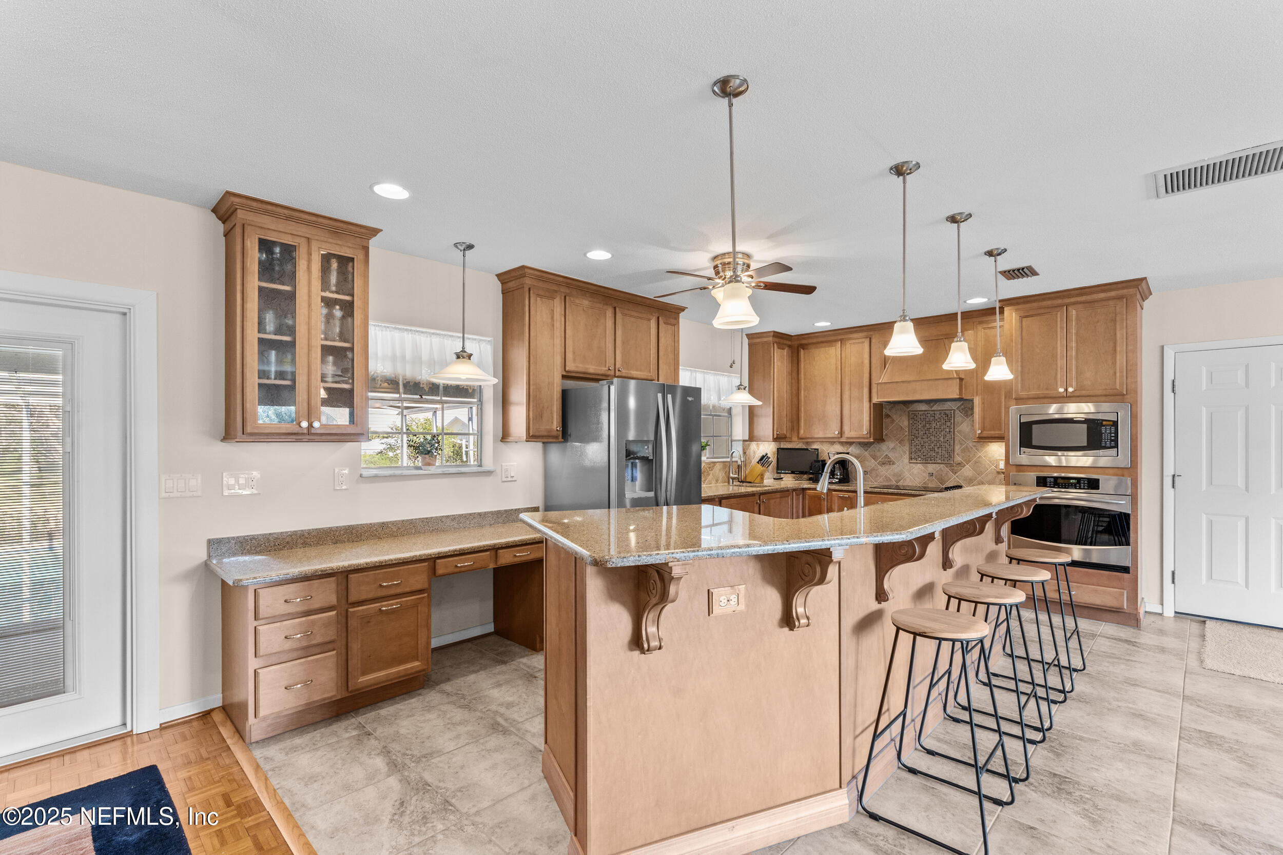 1075 ROLLING ACRES Drive, DeLand