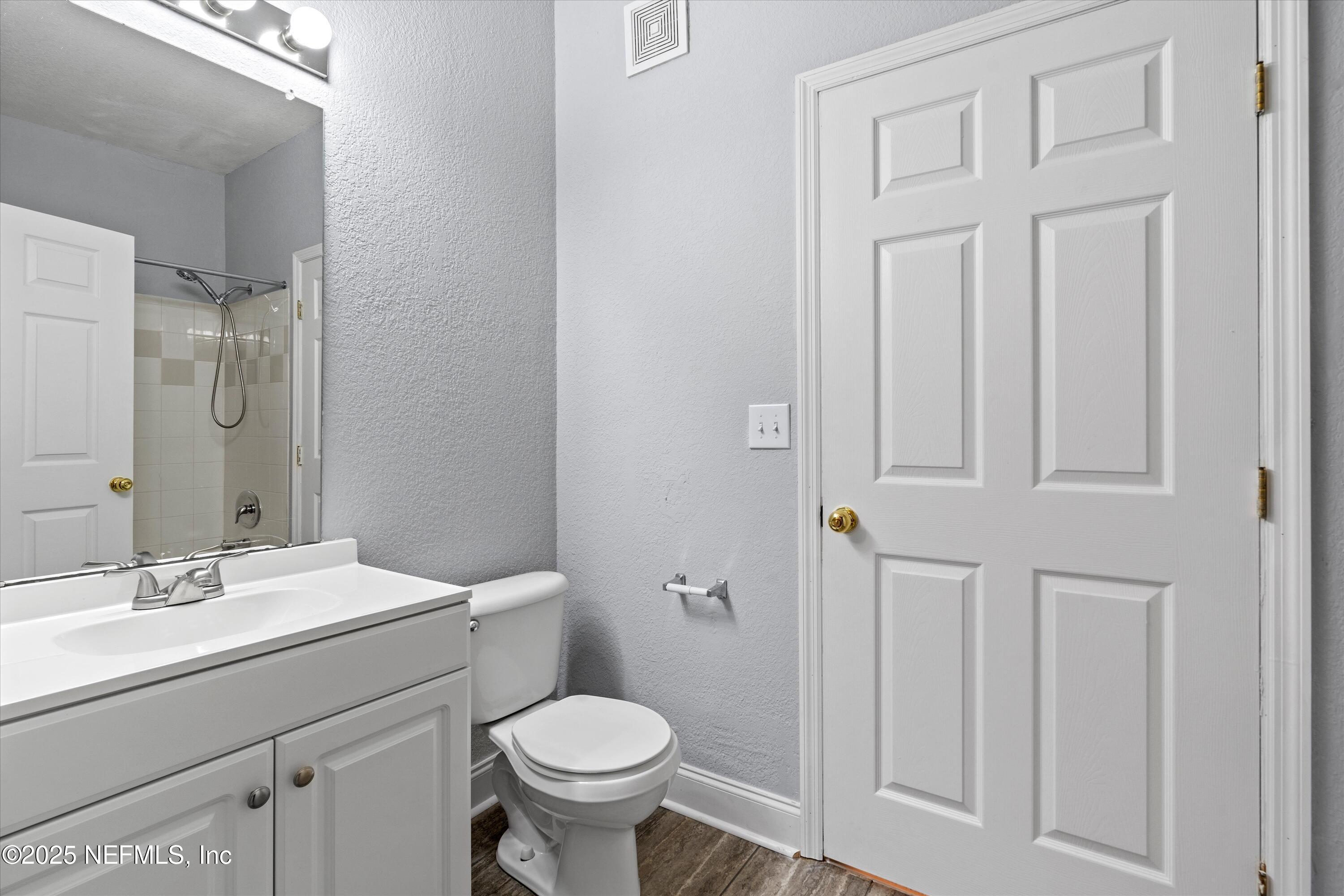 13810 SUTTON PARK Drive, 818