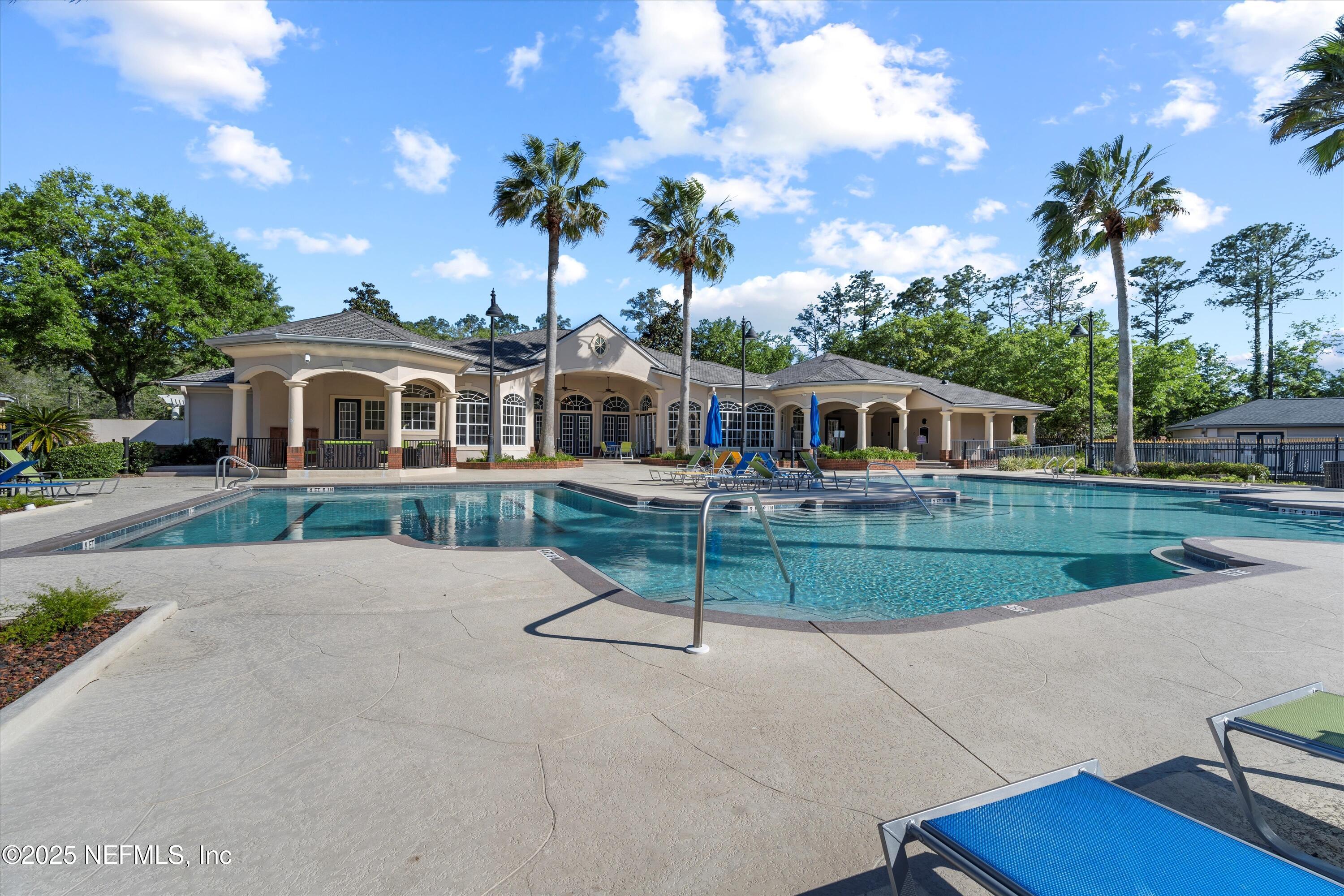 13810 SUTTON PARK Drive, 818