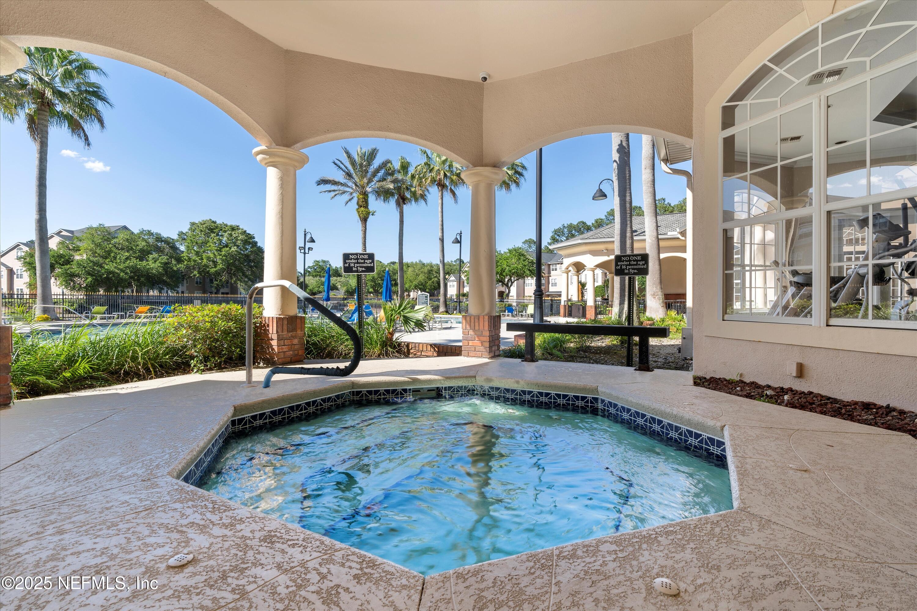 13810 SUTTON PARK Drive, 818