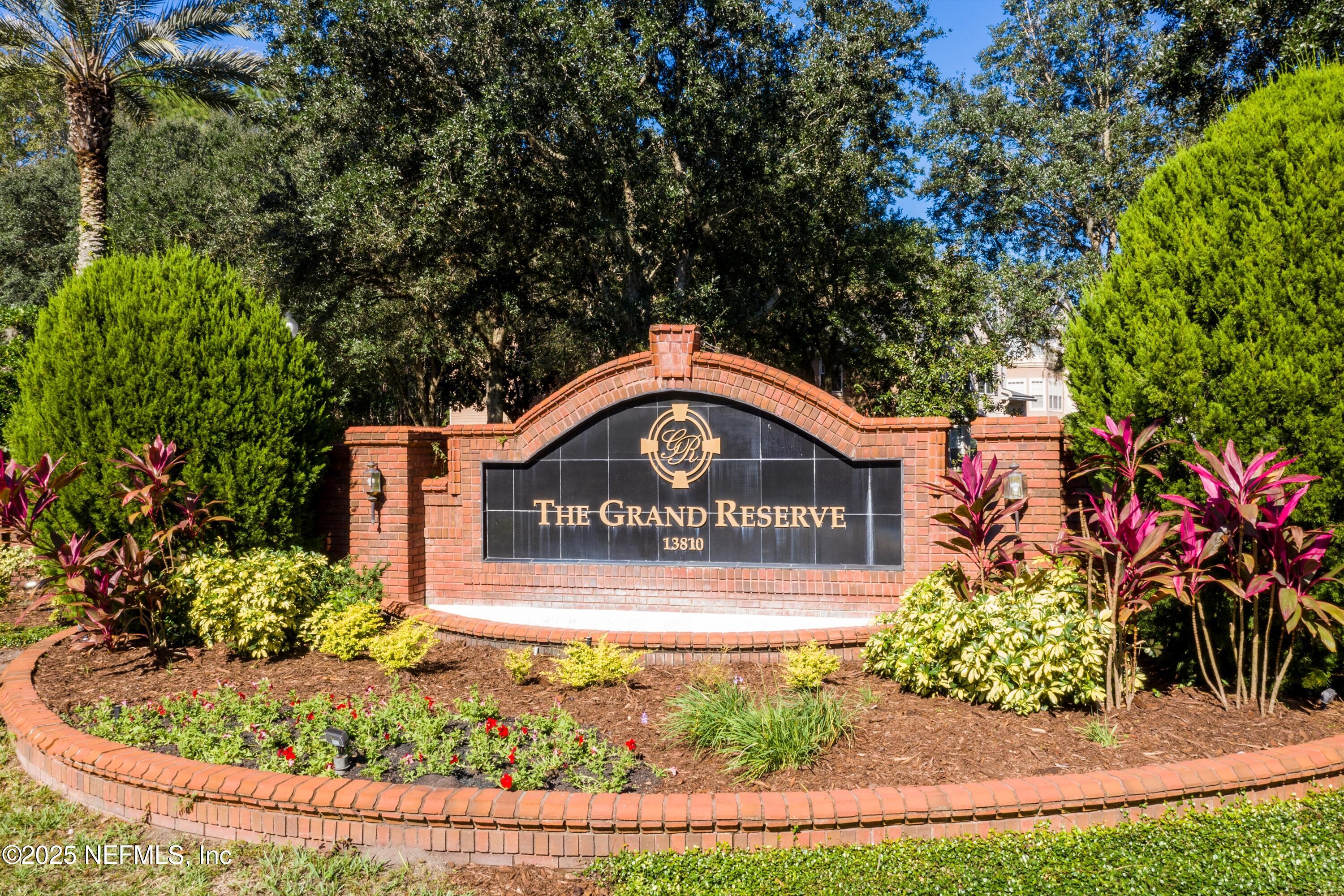 13810 SUTTON PARK Drive, 818