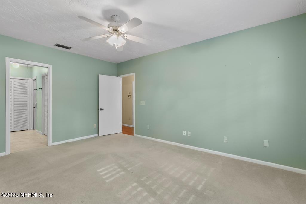 9252 SAN JOSE Boulevard, 901