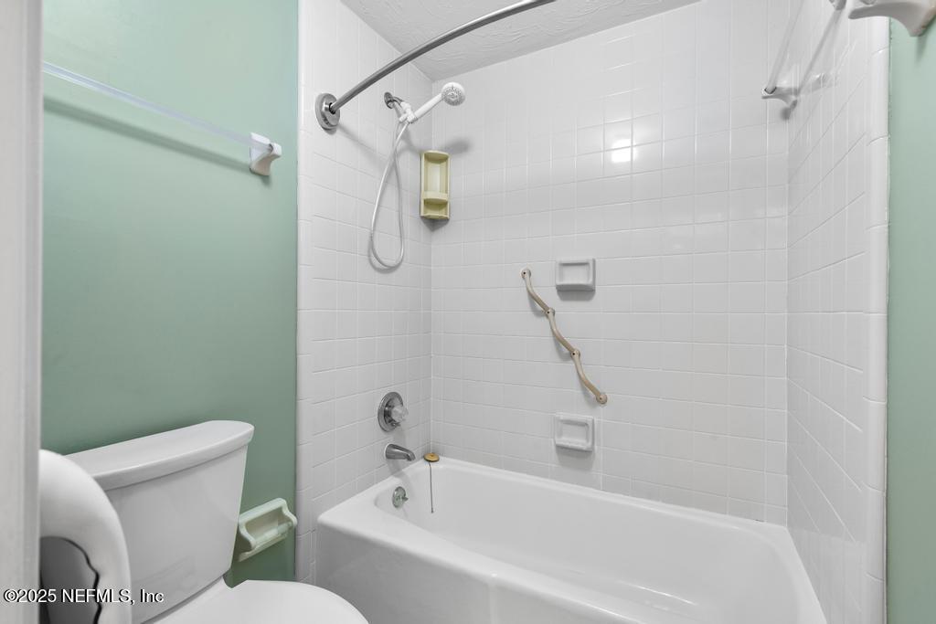 9252 SAN JOSE Boulevard, 901