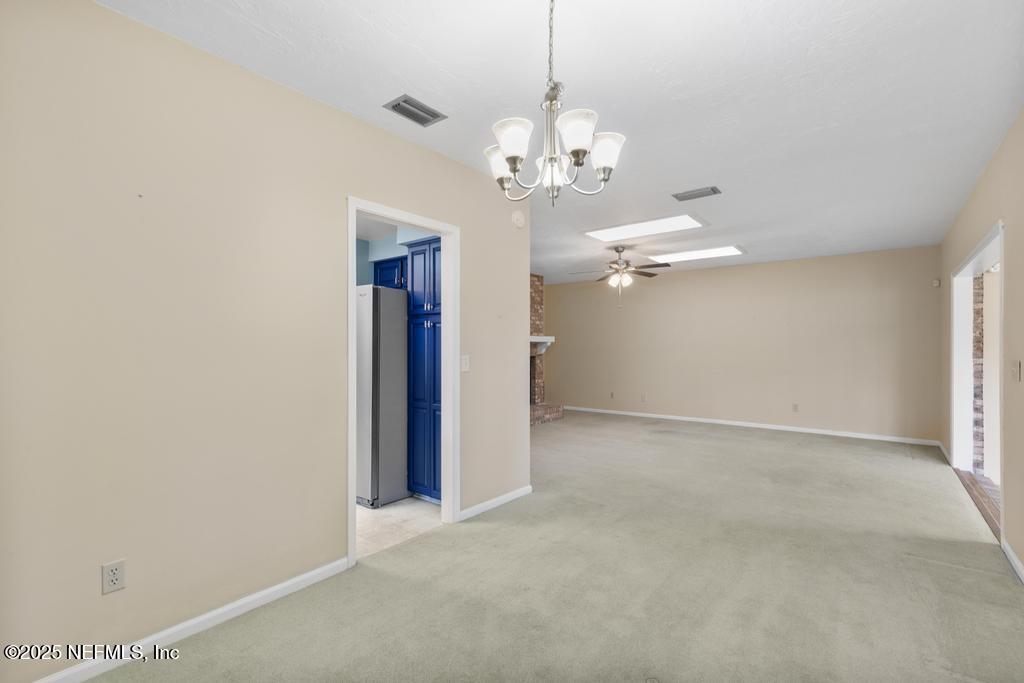 9252 SAN JOSE Boulevard, 901