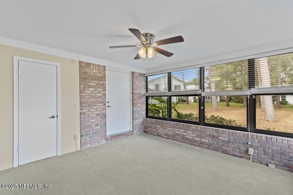 9252 SAN JOSE Boulevard, 901