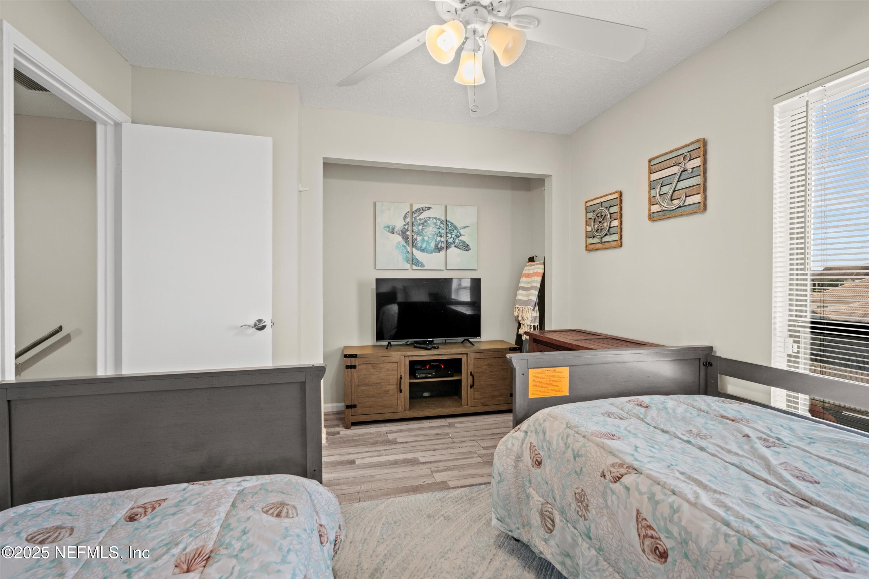 1733 SEA FAIR Drive, 14262