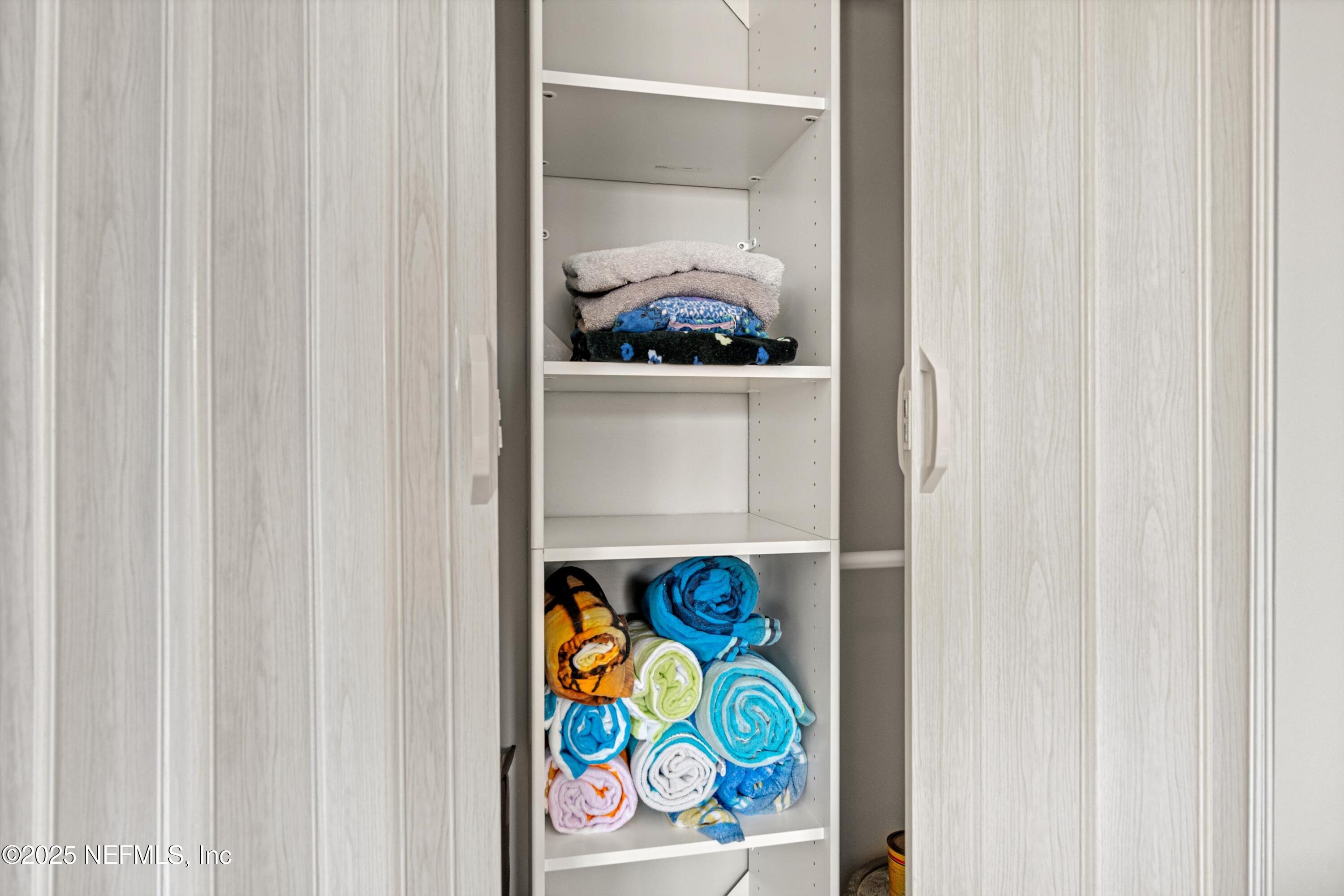 1733 SEA FAIR Drive, 14262