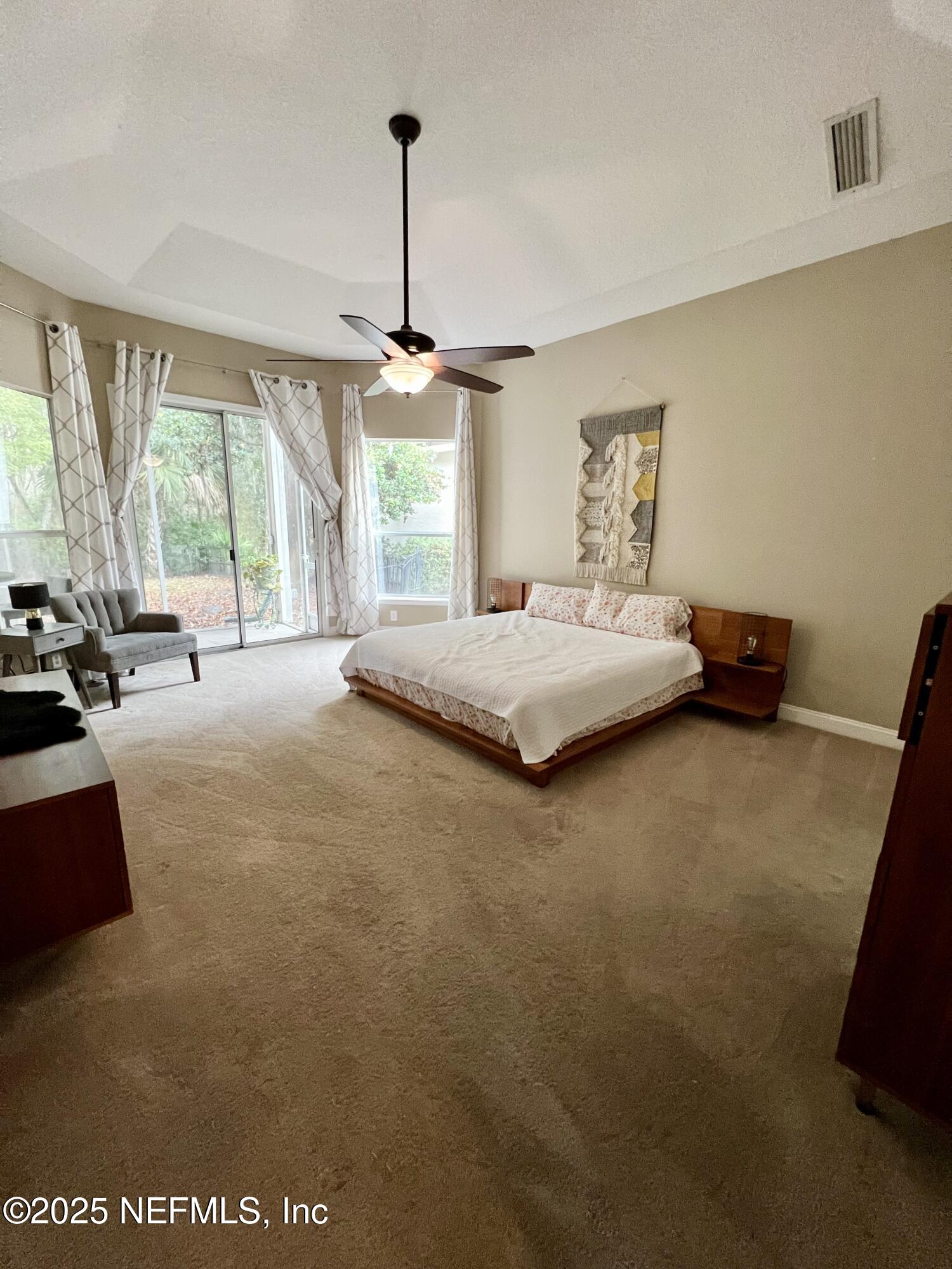 272 ODOMS MILL Boulevard