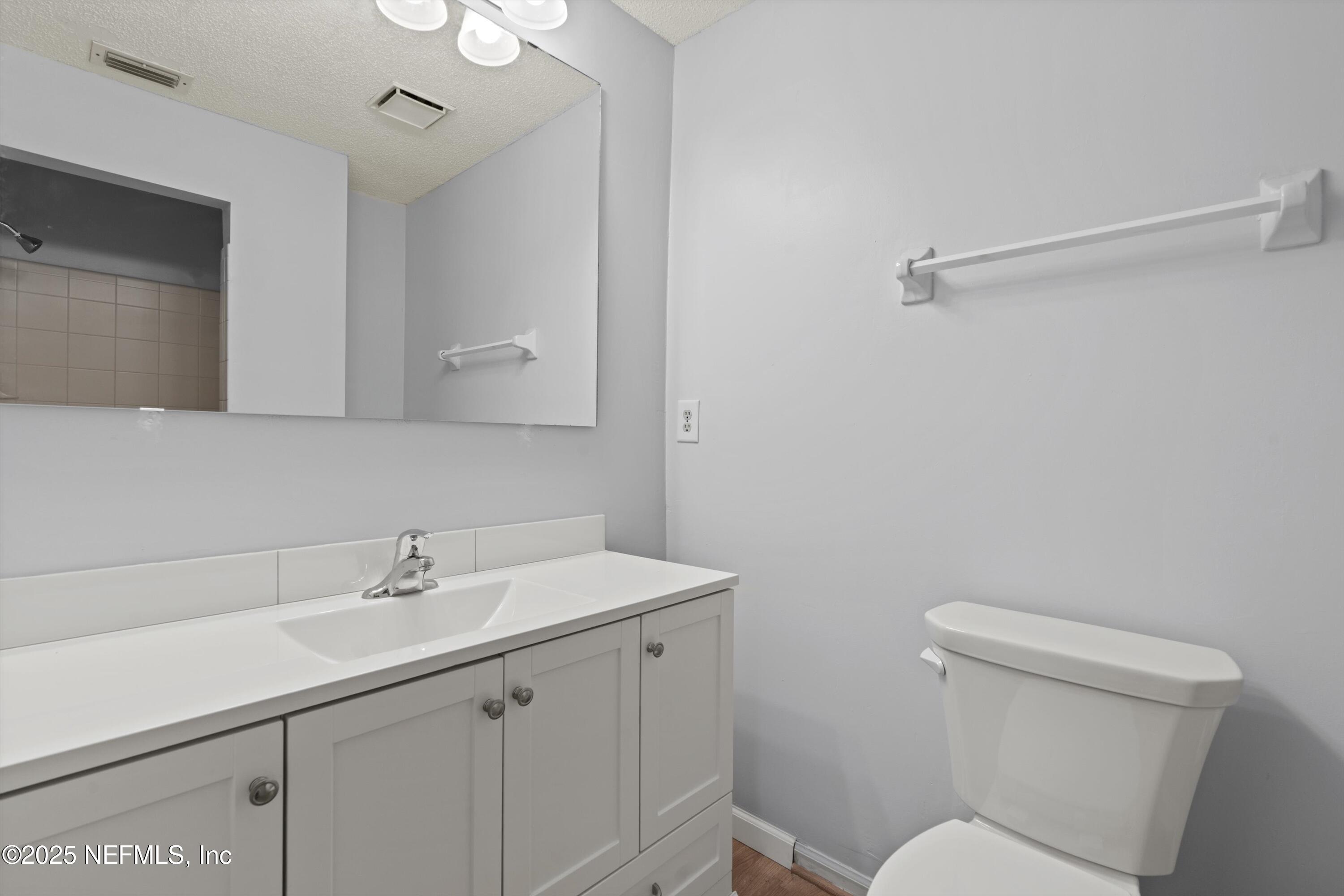 7701 BAYMEADOWS Circle, 1037