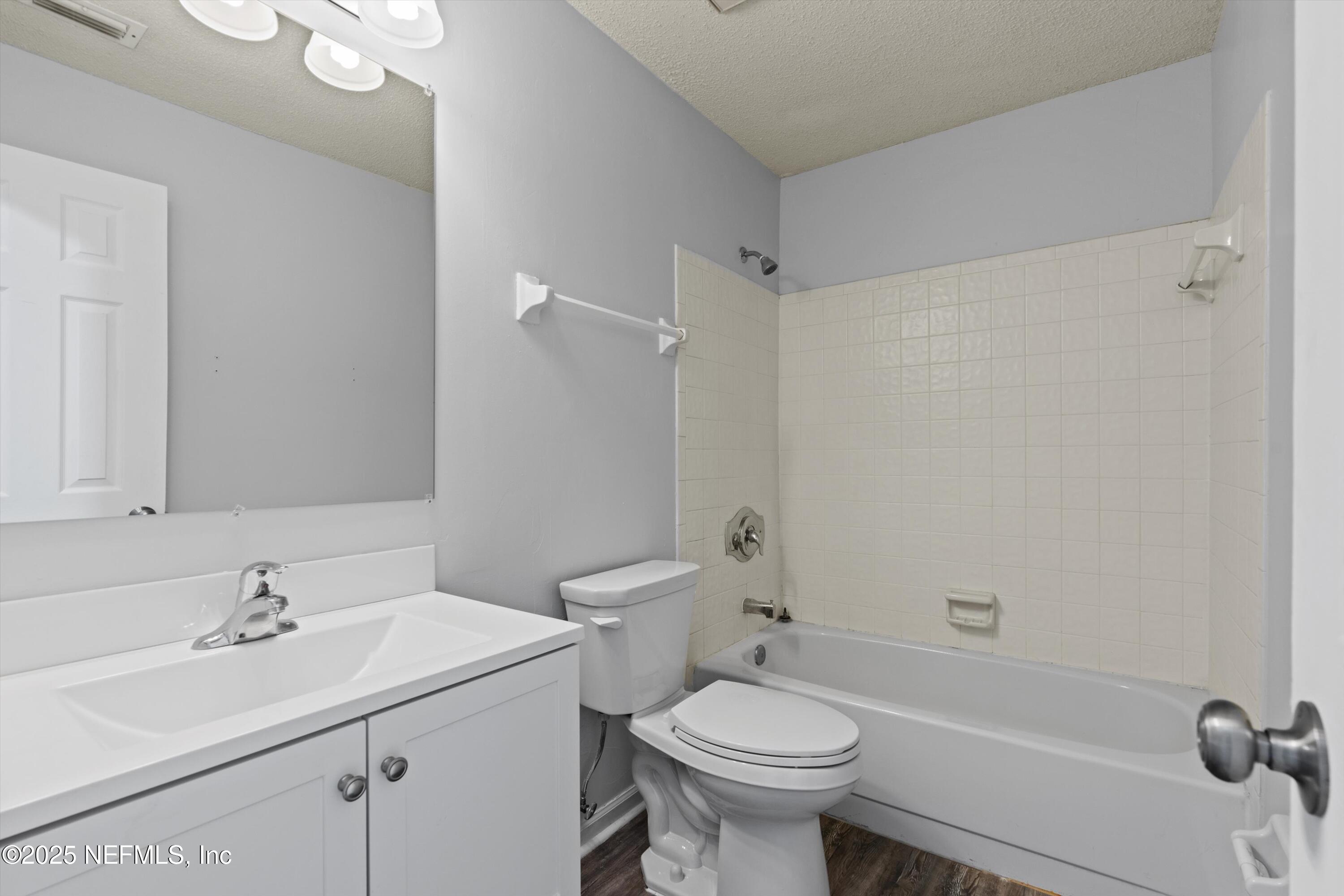 7701 BAYMEADOWS Circle, 1037