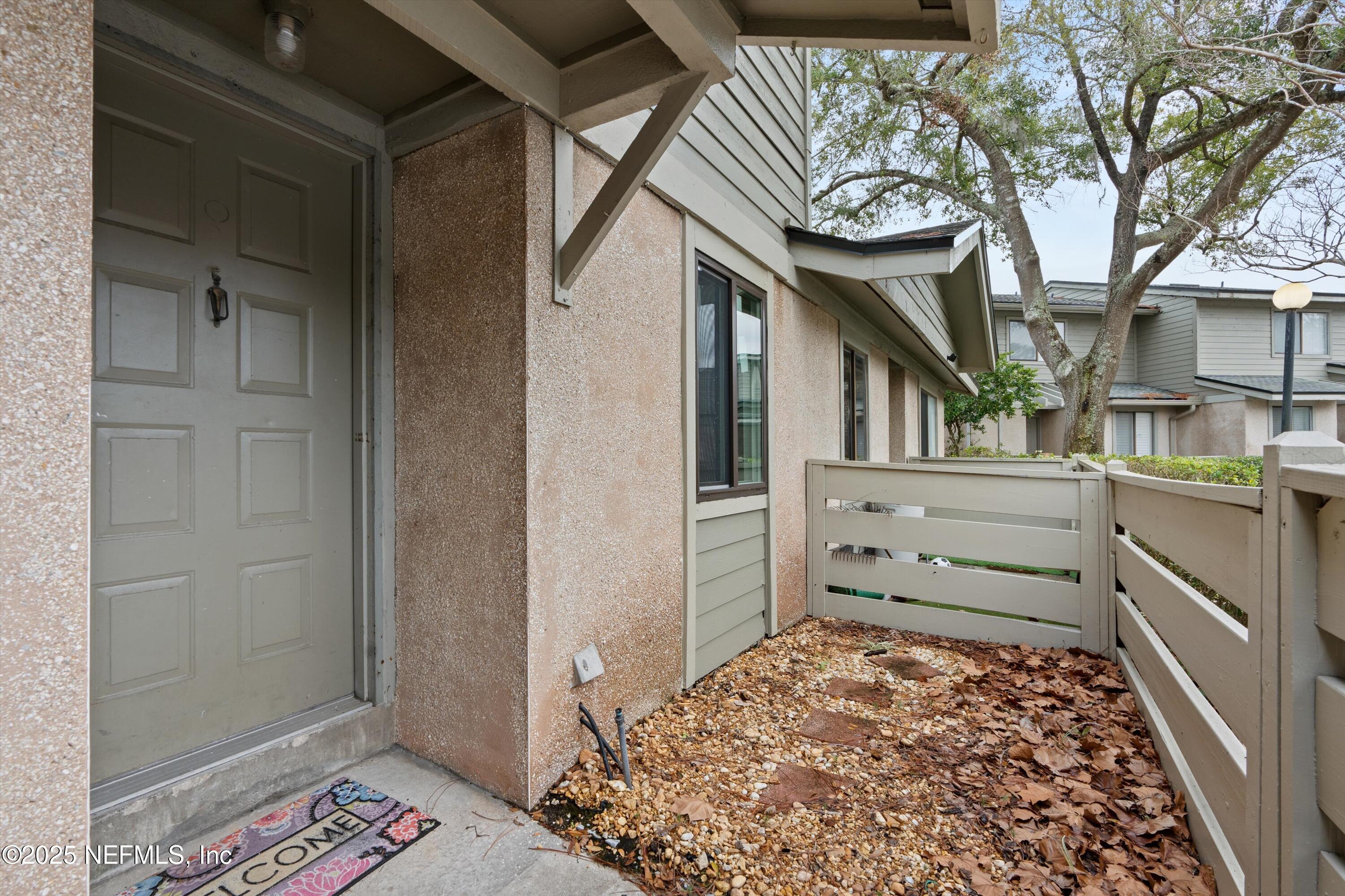 7701 BAYMEADOWS Circle, 1037