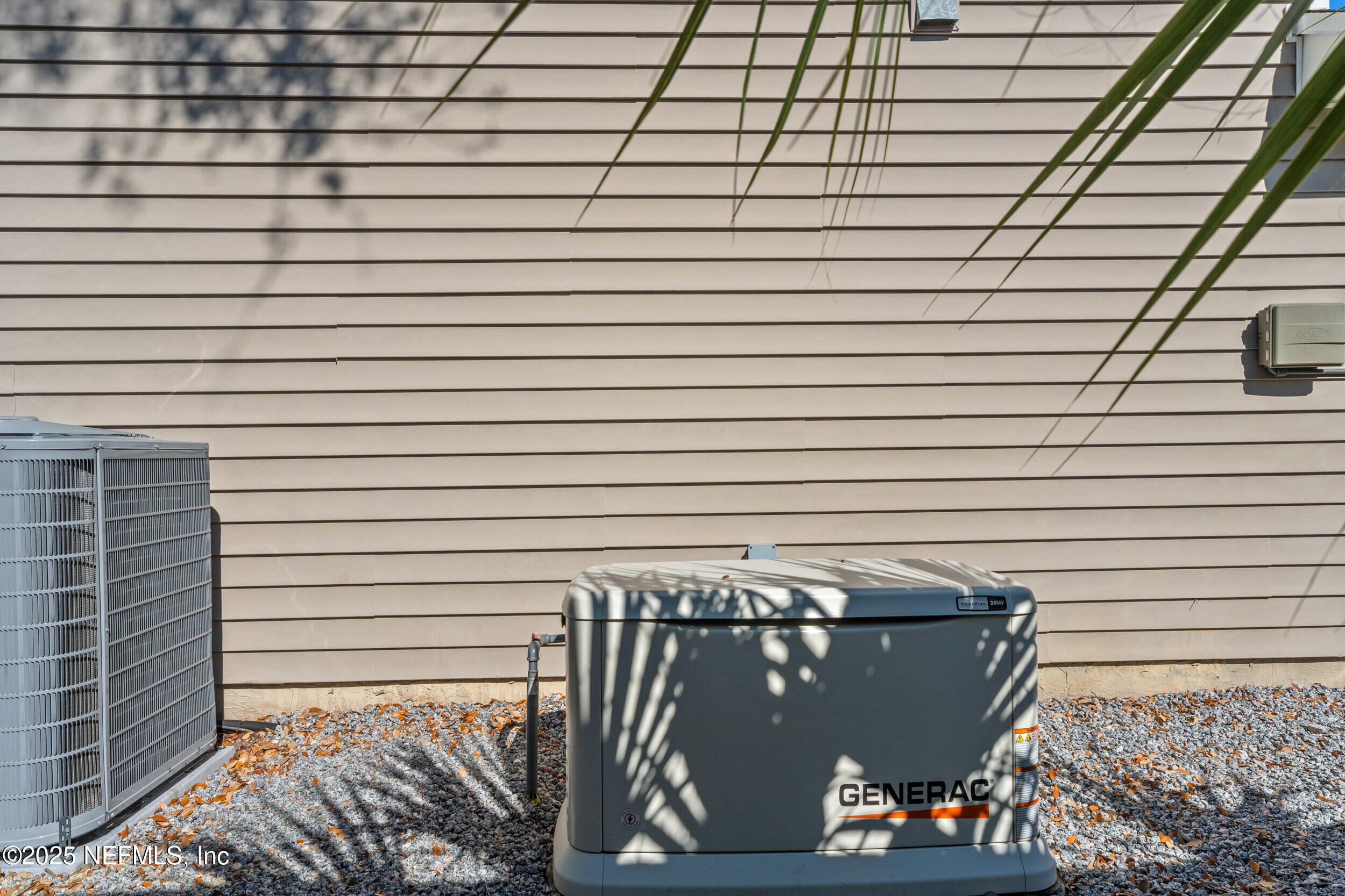 2919 MERRILL Boulevard