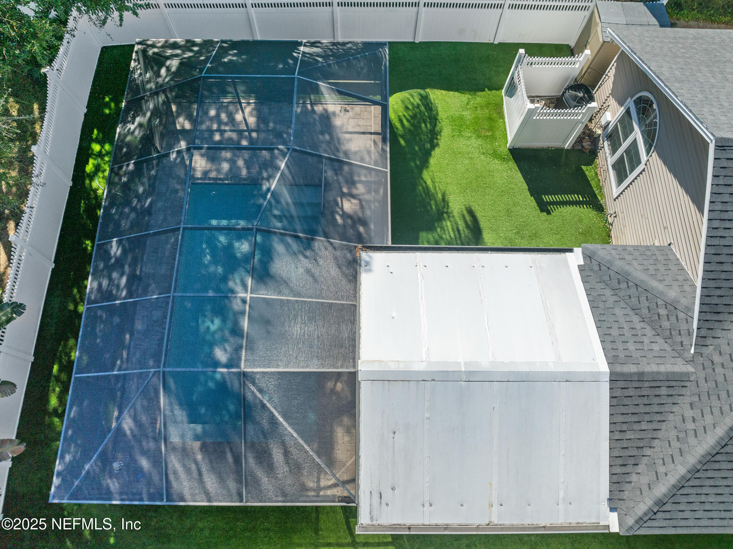 2919 MERRILL Boulevard