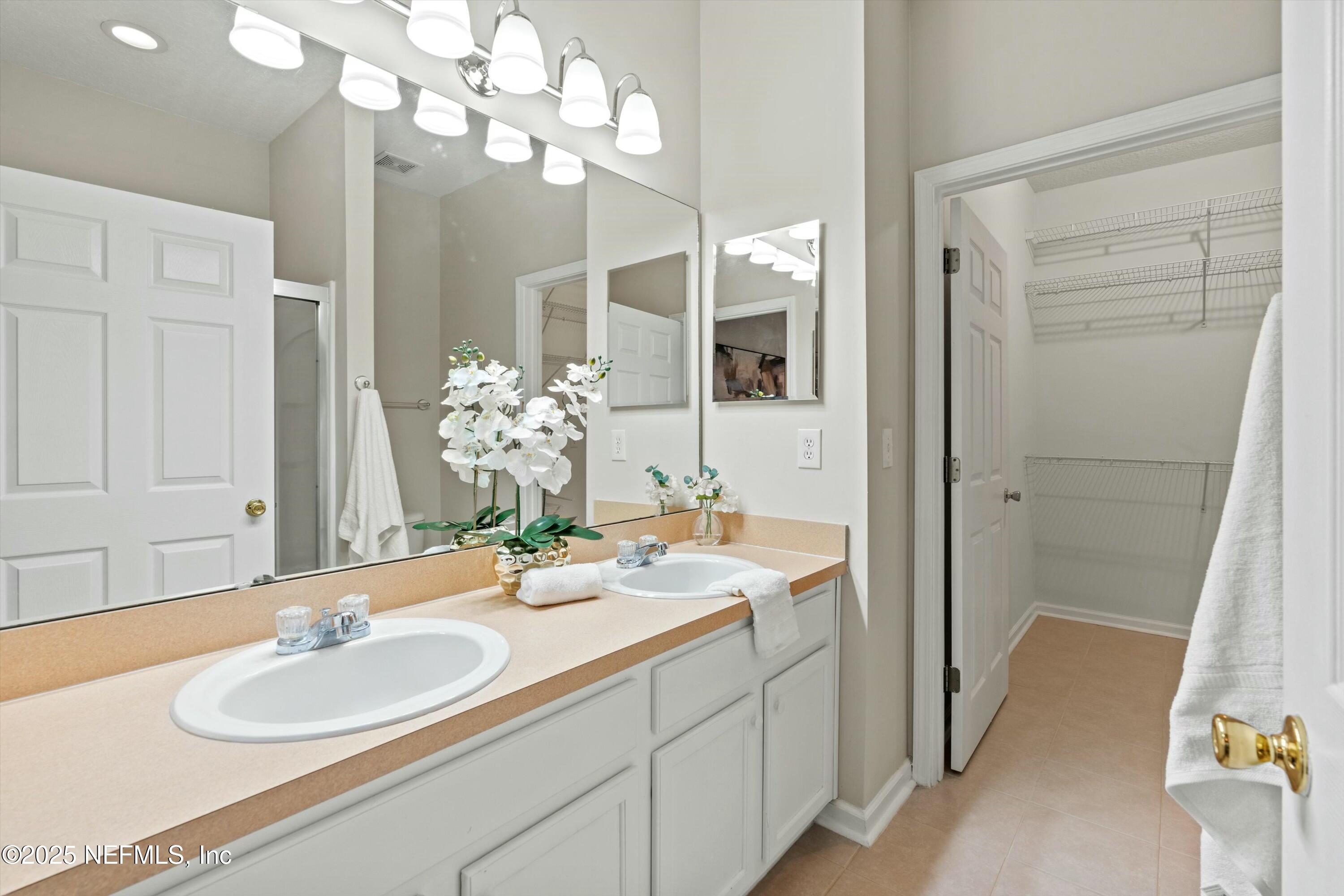 9753 SUMMER GROVE Way E, 25