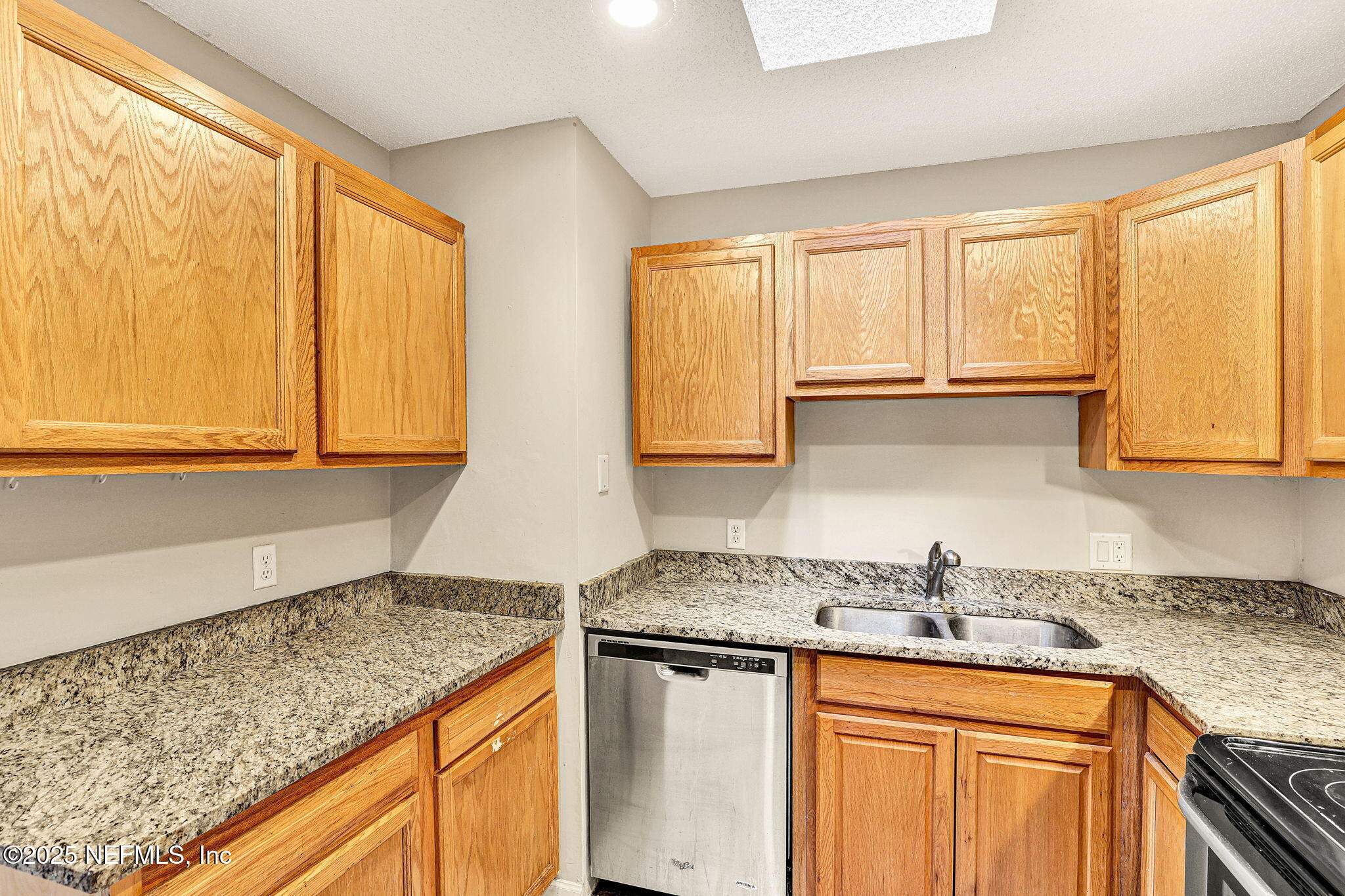 2738 HIDDEN VILLAGE Drive