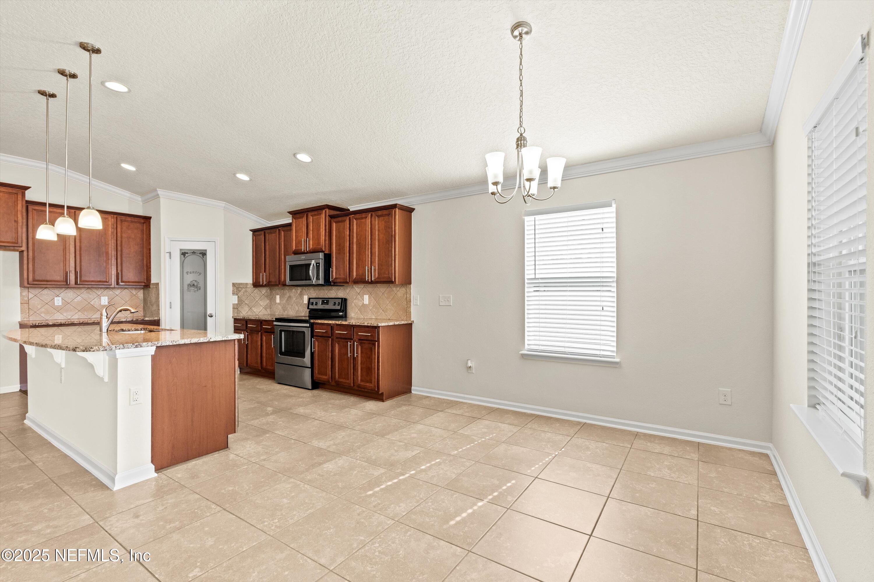 1924 HIGH PRAIRIE Lane