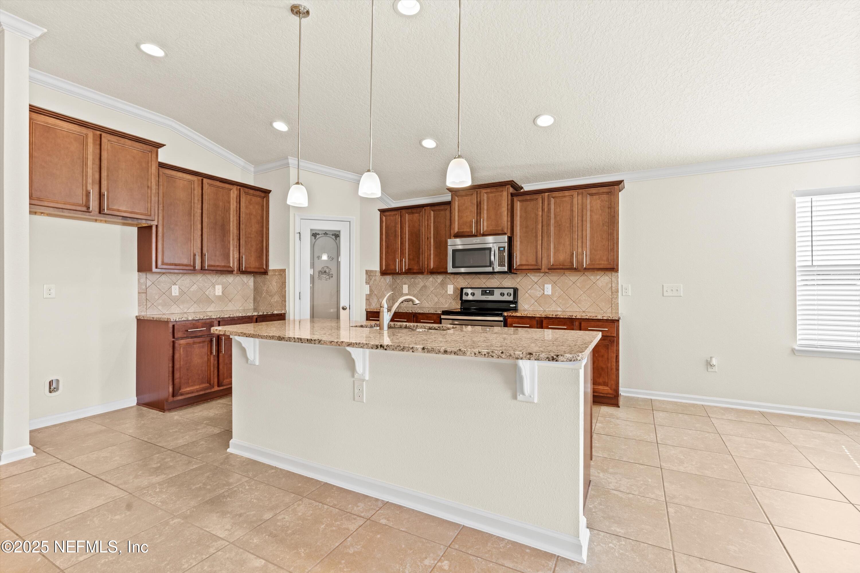 1924 HIGH PRAIRIE Lane